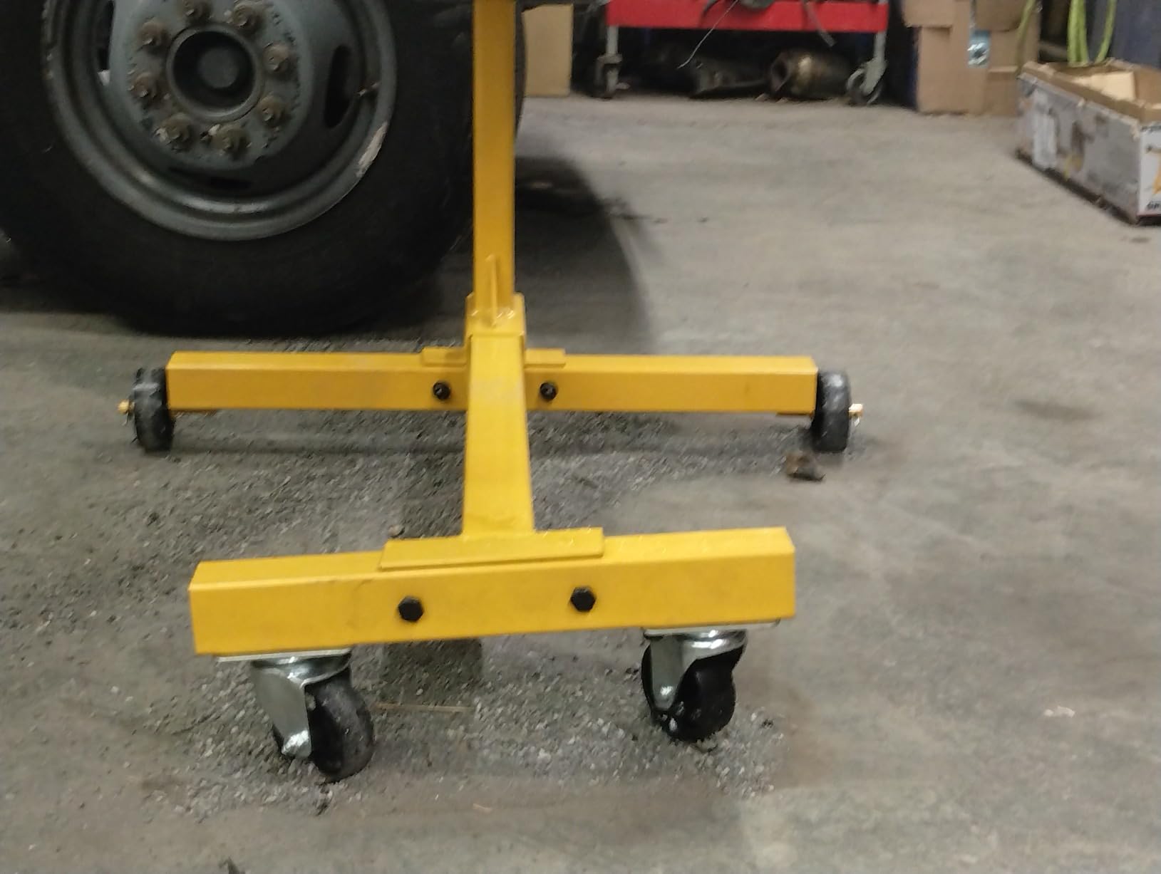 Performance Tool W41025 1000 lbs. Rotating Vehicle Engine Stand customer photo 1