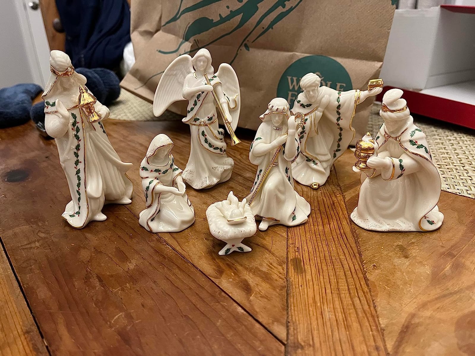 Lenox Holiday Christmas 7-Piece Mini Nativity Set customer photo 1