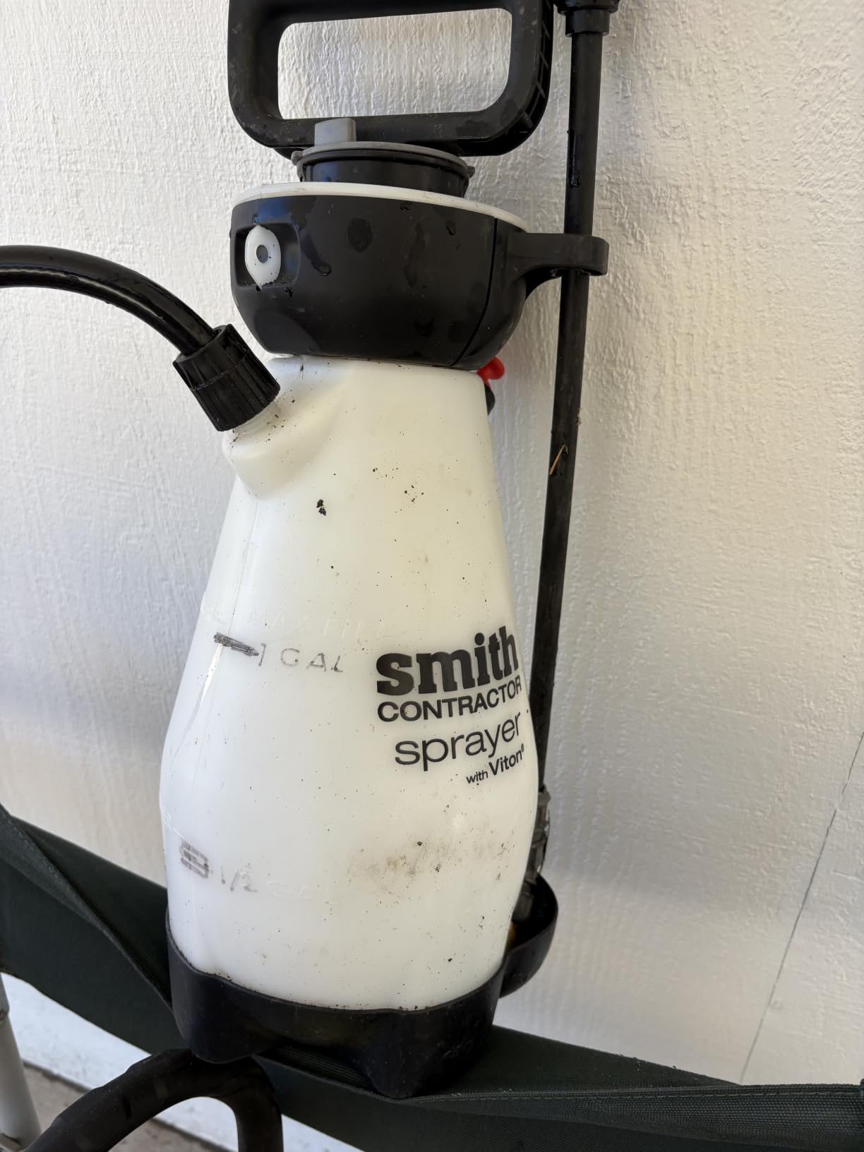 Smith Performance Sprayers 3-Gallon Contractor Sprayer, Model 190217 for Weed Control, Herbicides, and Insecticides customer photo 2