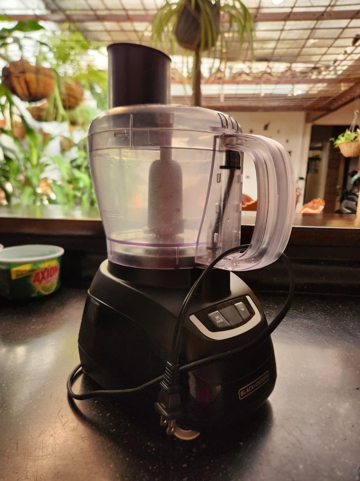 BLACK+DECKER 8-Cup Food Processor, Black, FP1600B customer photo 2