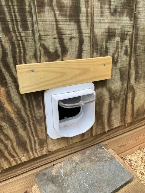 SureFlap - Sure Petcare Microchip Cat Flap, White, Scans Pet's ID on Entry, Check Your Cat's Size,Flap Opening is 4 3/4” (H) by 5 5/8” (W) customer photo 1