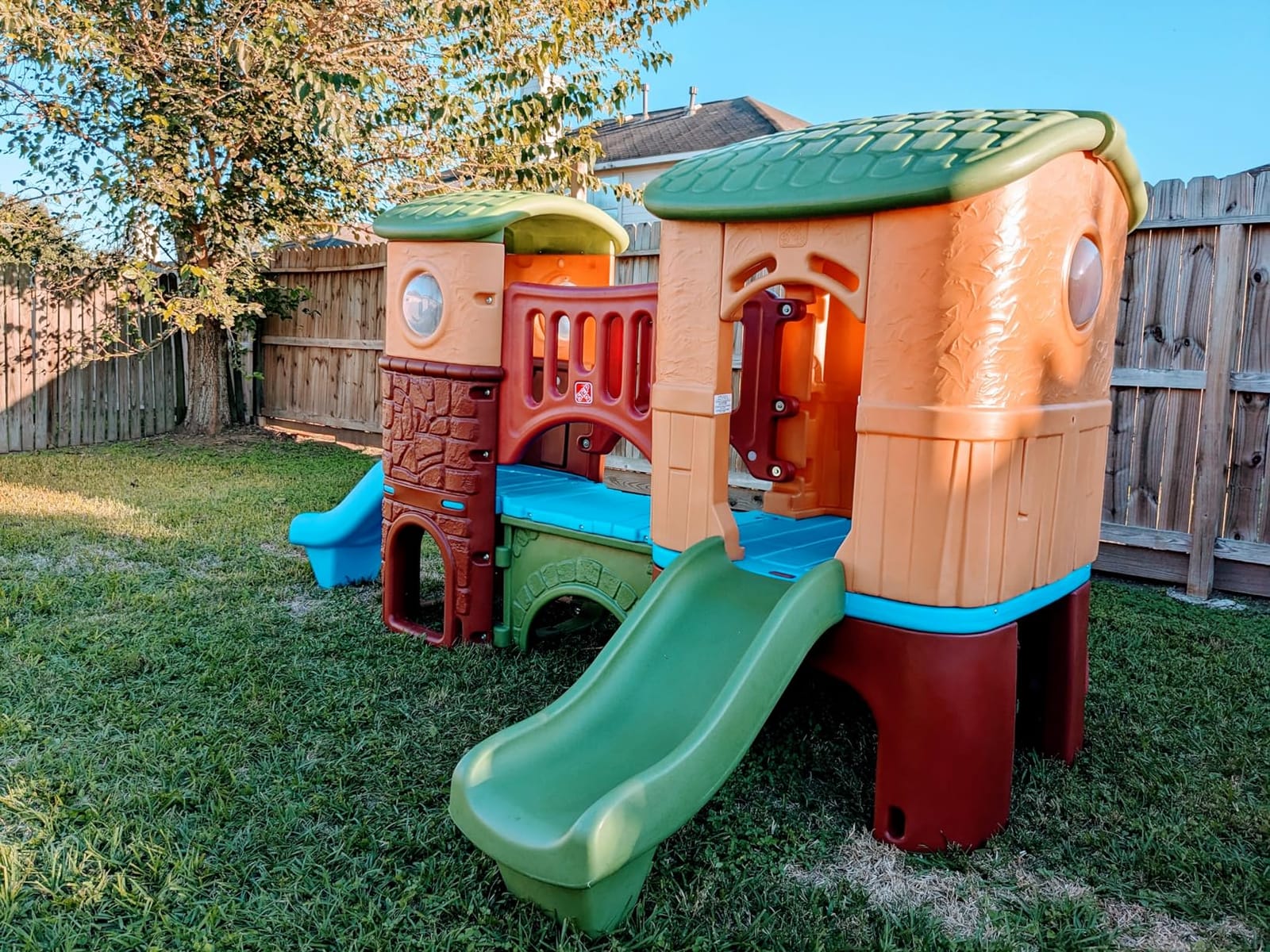 Step2 Clubhouse Climber Playset for Kids, Jungle Gym with Elevated Playhouse, Outdoor Backyard Playground Set, Two Toddler Slides, Ages 2 to 6 Years Old customer photo 2