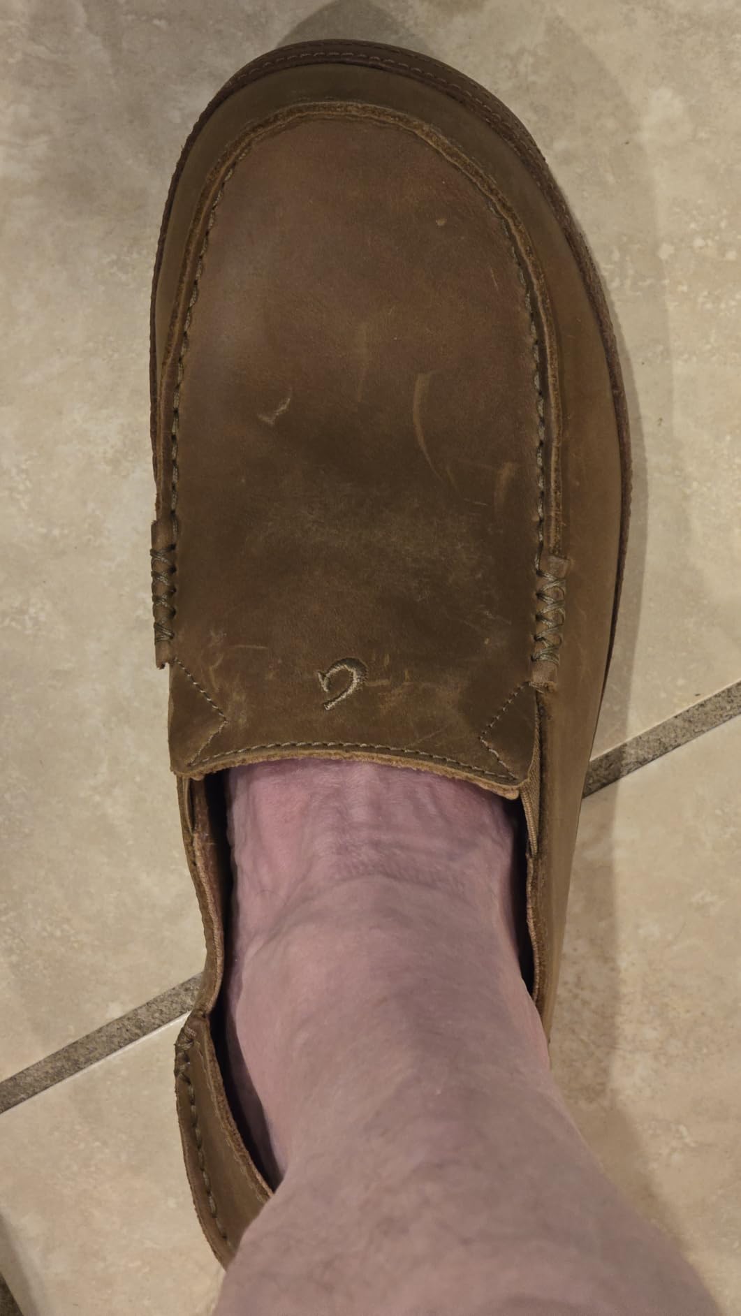 OluKai Moloa Men's Premium Leather Shoes, Easy Slip On & Off Design customer photo 1