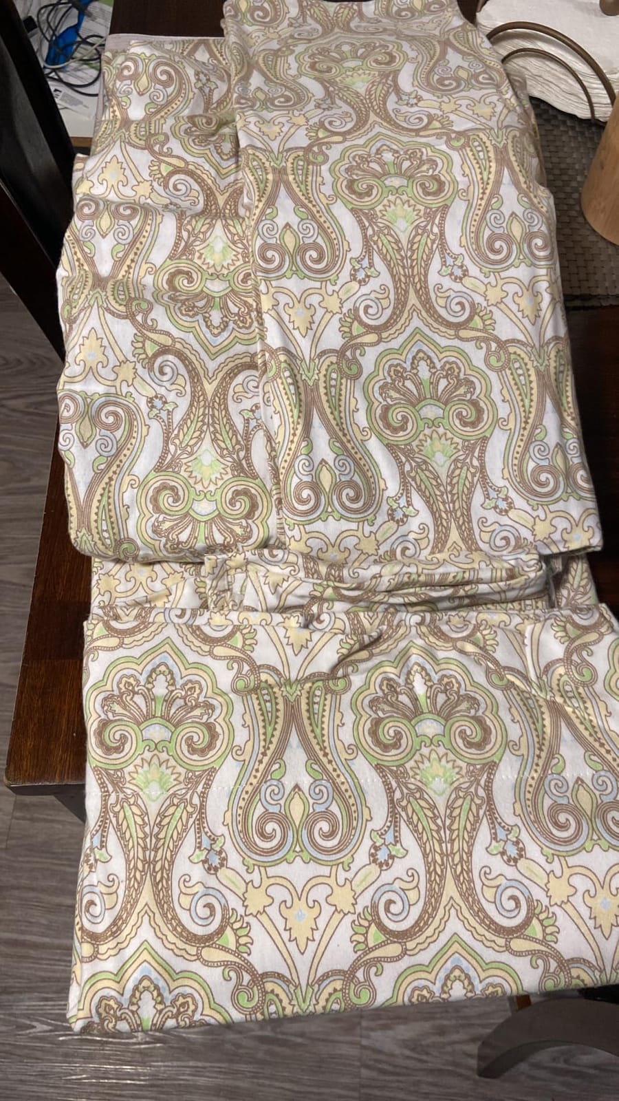 Pointehaven Heavy Weight Flannel Sheet Set, Queen, Snow Flakes - Warm & Cozy - 100% Cotton Flannel Pre-Shrunk -170 GSM -Deep Pockets -Easy Fit Elastic All Around-Comfy Double Brushed customer photo 1