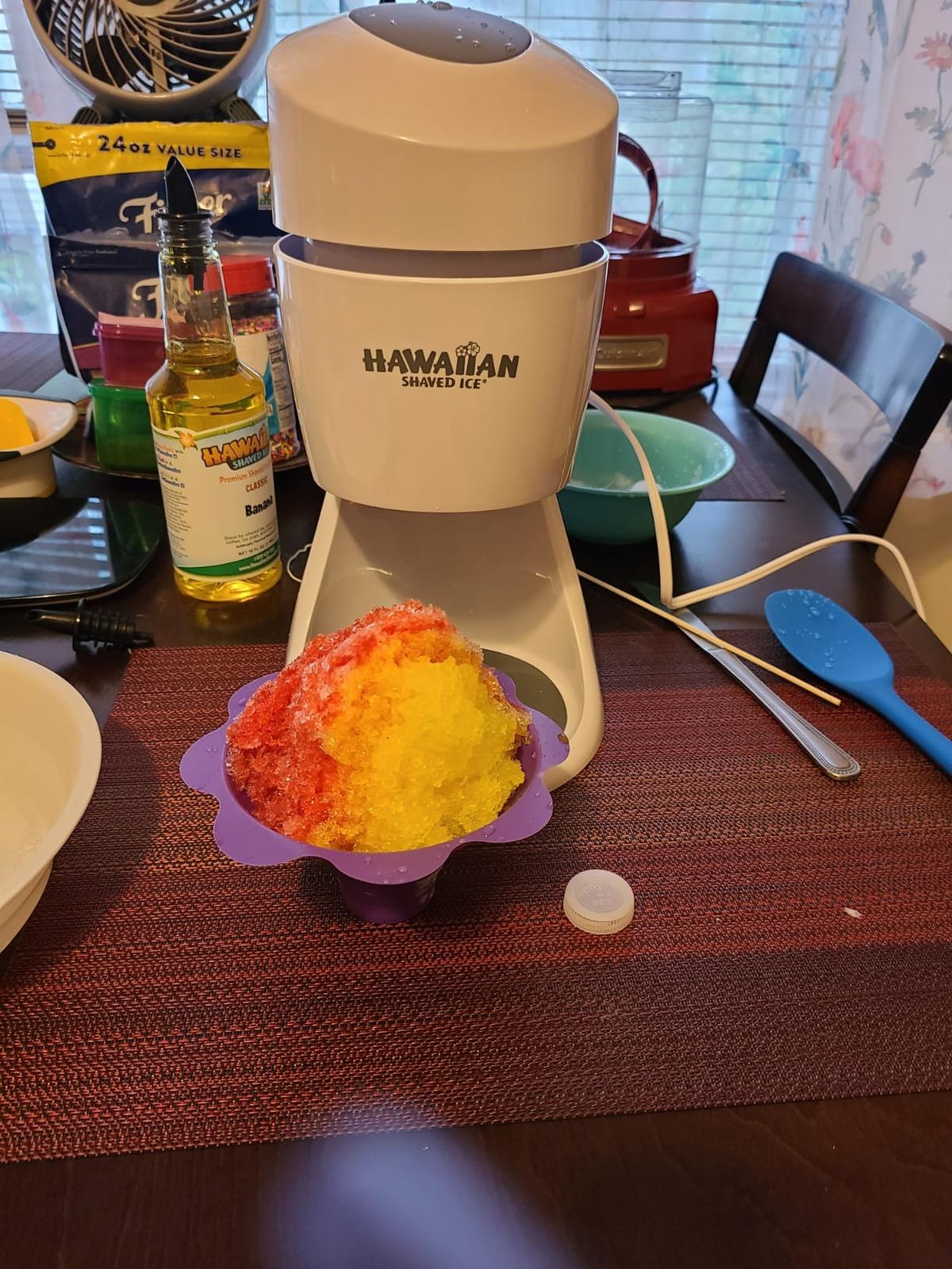 Hawaiian Shaved Ice Machine S900A, White customer photo 1