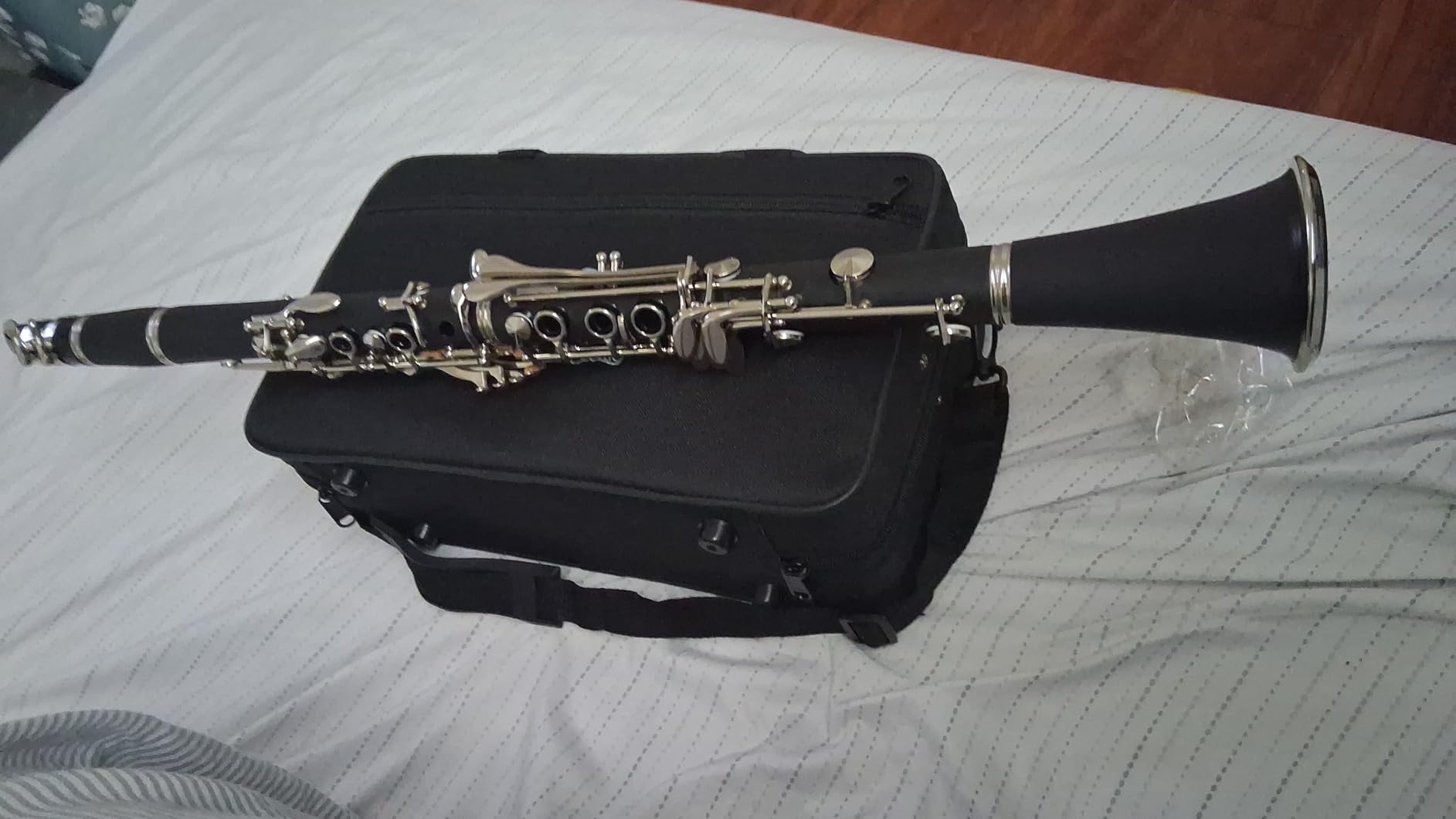 Mendini by Cecilio Ebonite Bb Clarinet Kit for Beginner - Black customer photo 1