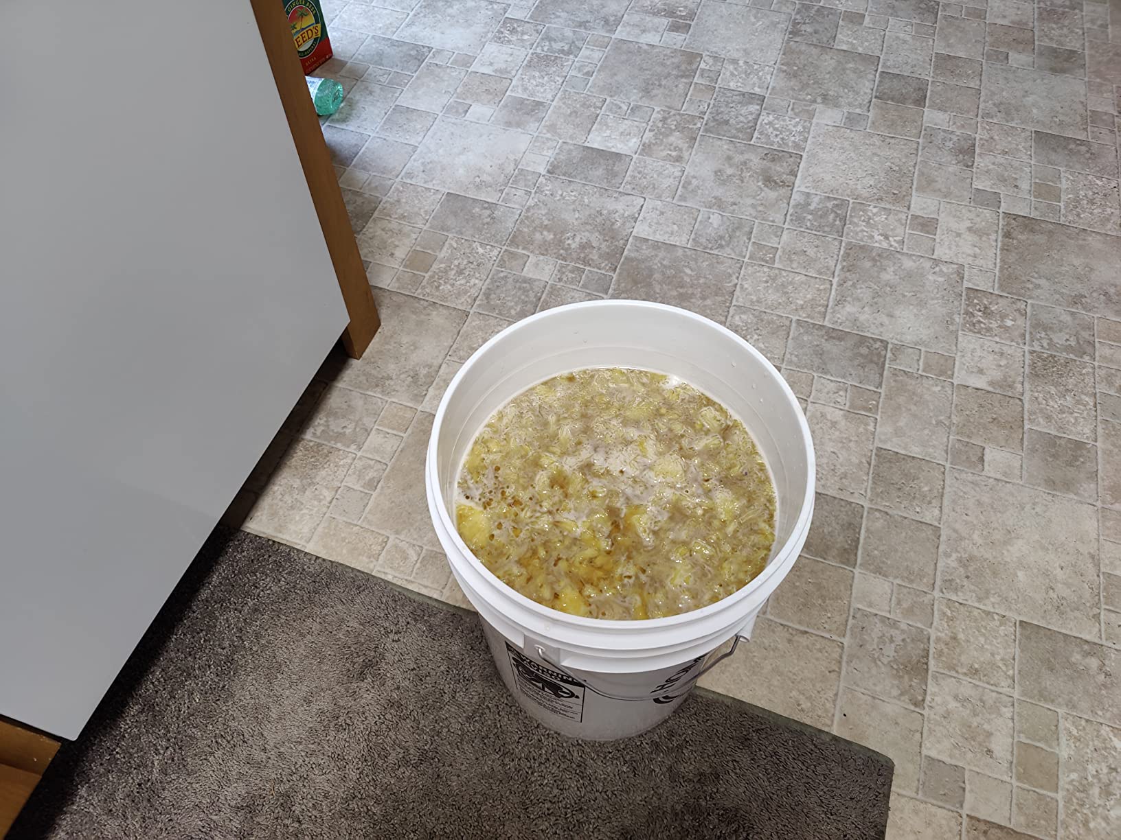 FastRack Fermentation Bucket Home Brewing Wine Fermenter 6.5 Gallon Fermenting Bucket with Lid 100% Food Grade-BPA Free Fermenting Bucket for Your Beer, Wine, Mead customer photo 2