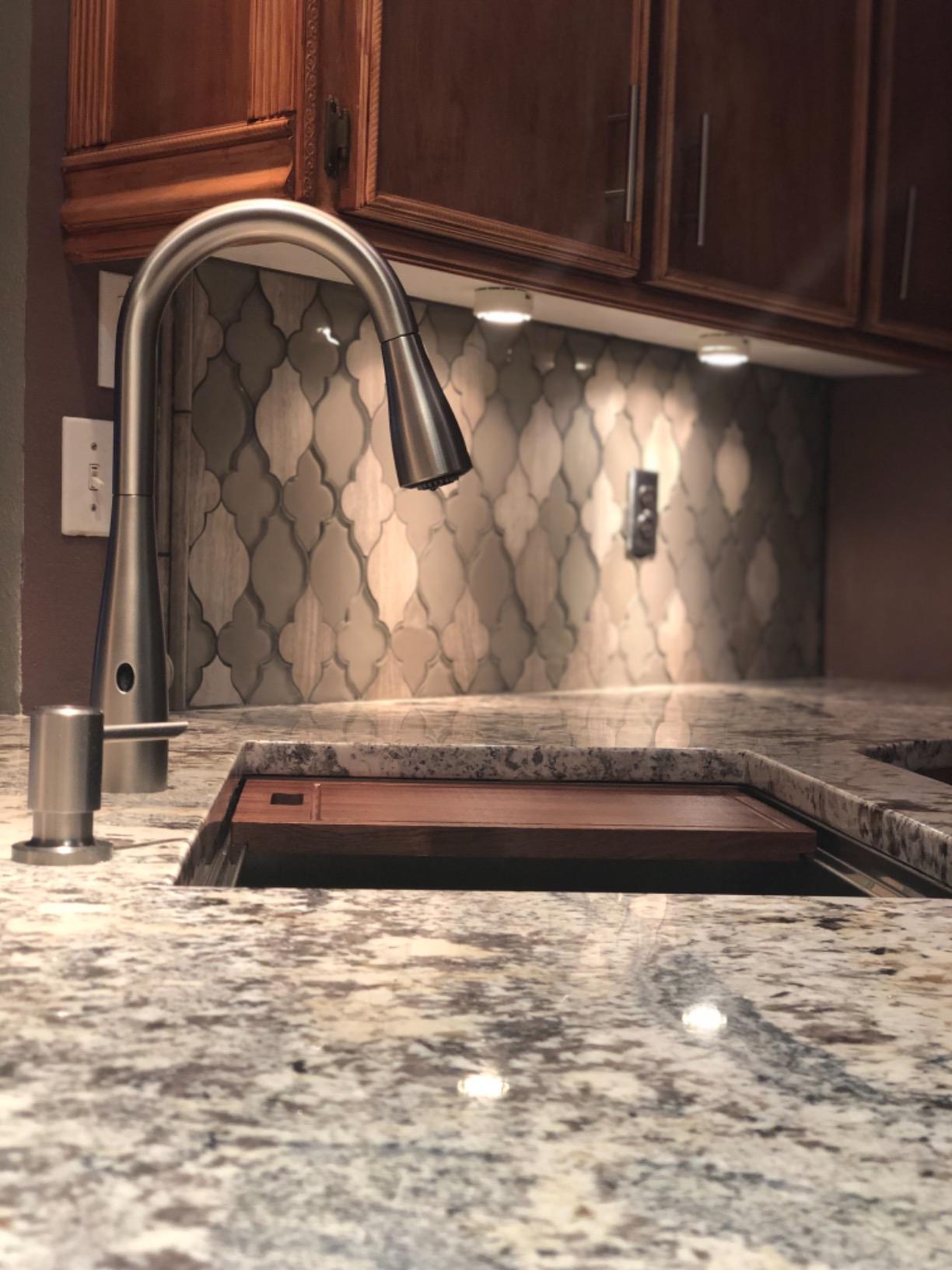 Ruvati 32-in Stainless Steel Undermount Workstation Kitchen Sink-RVH8300 customer photo 1