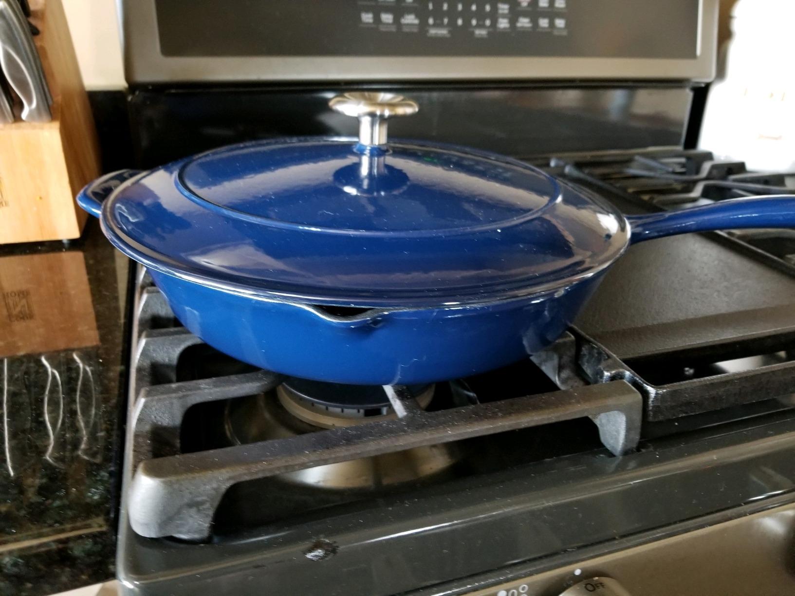 Tramontina Bestow Enameled Cast Iron 12-Inch Skillet with Lid, Blue customer photo 2