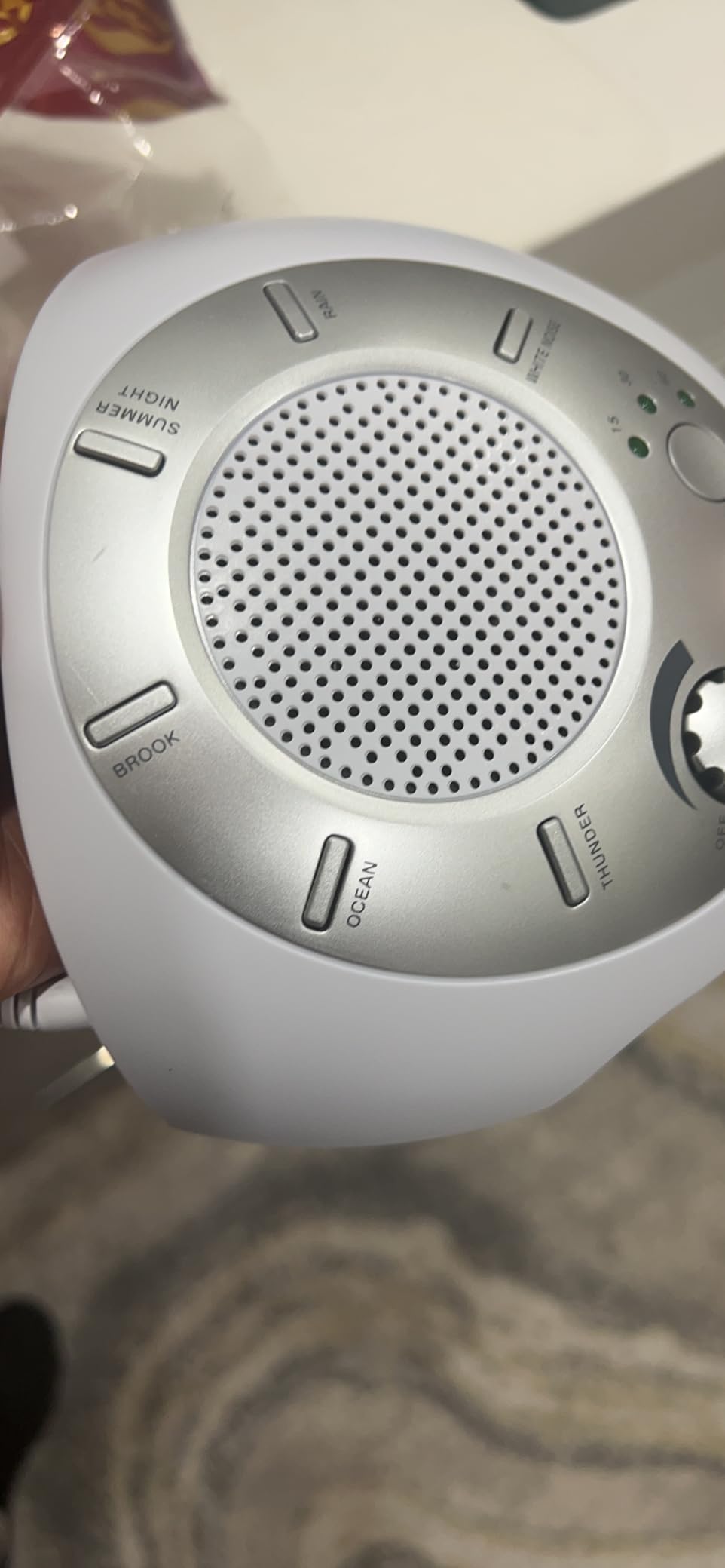 Homedics SoundSleep White Noise Sound Machine, Silver customer photo 1