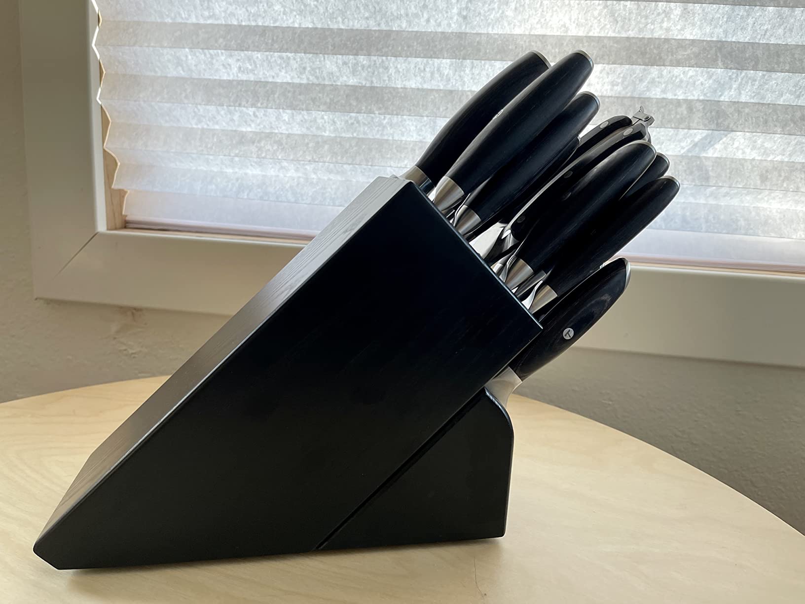 WÜSTHOF 17-Slot Black Knife Storage Block customer photo 1