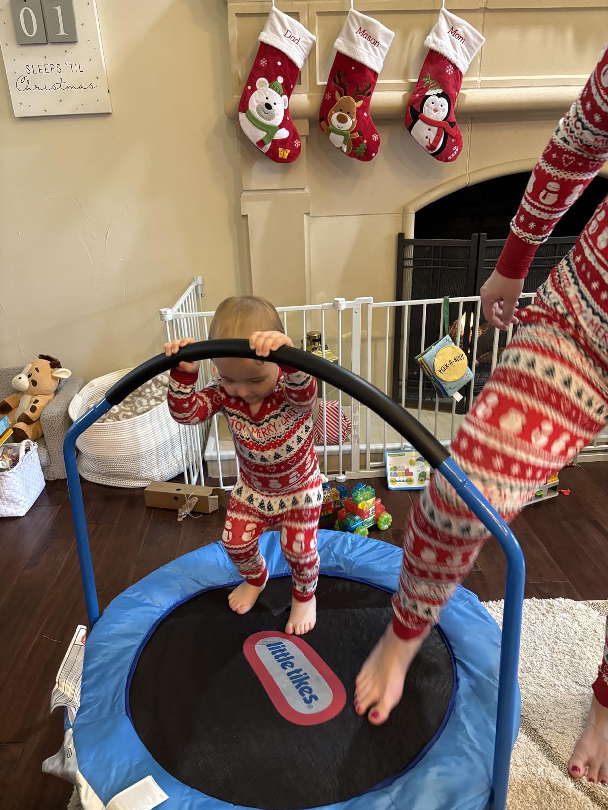 Little Tikes 3' Trampoline – (Amazon Exclusive) customer photo 1
