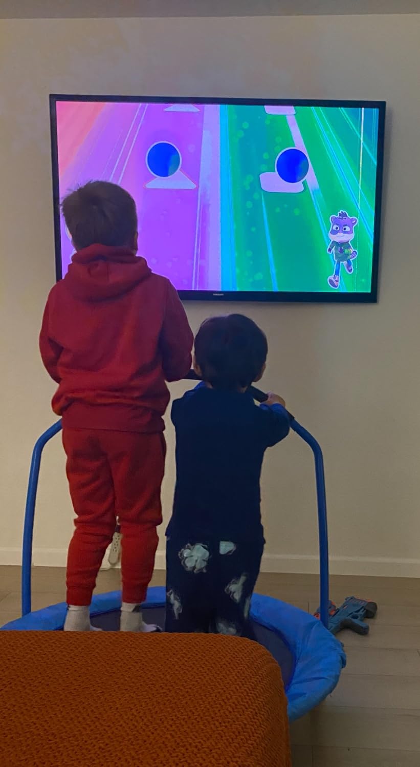 Little Tikes 3' Trampoline – (Amazon Exclusive) customer photo 2