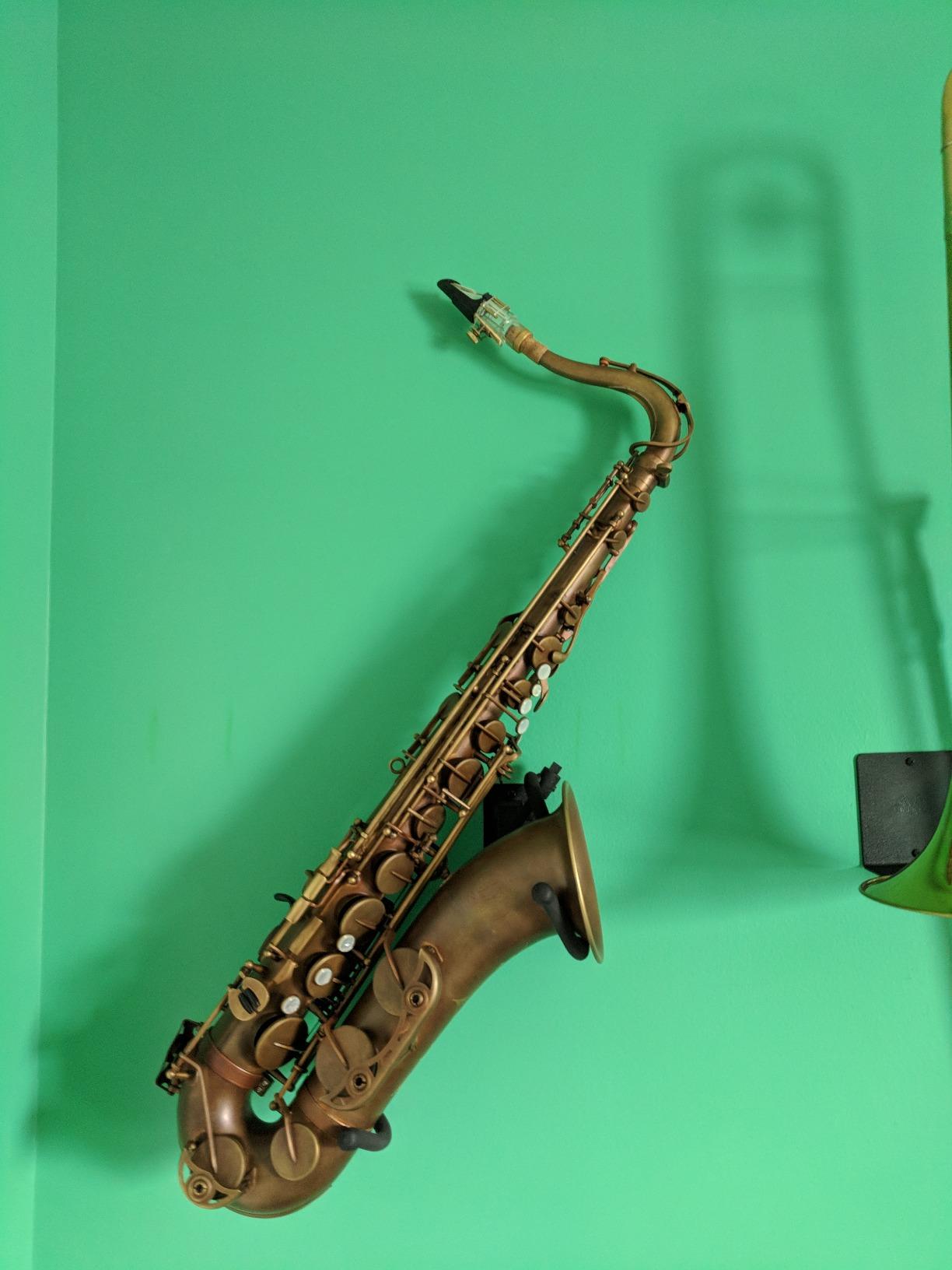 String Swing Alto Saxophone Stand (BHH17-FW) customer photo 1