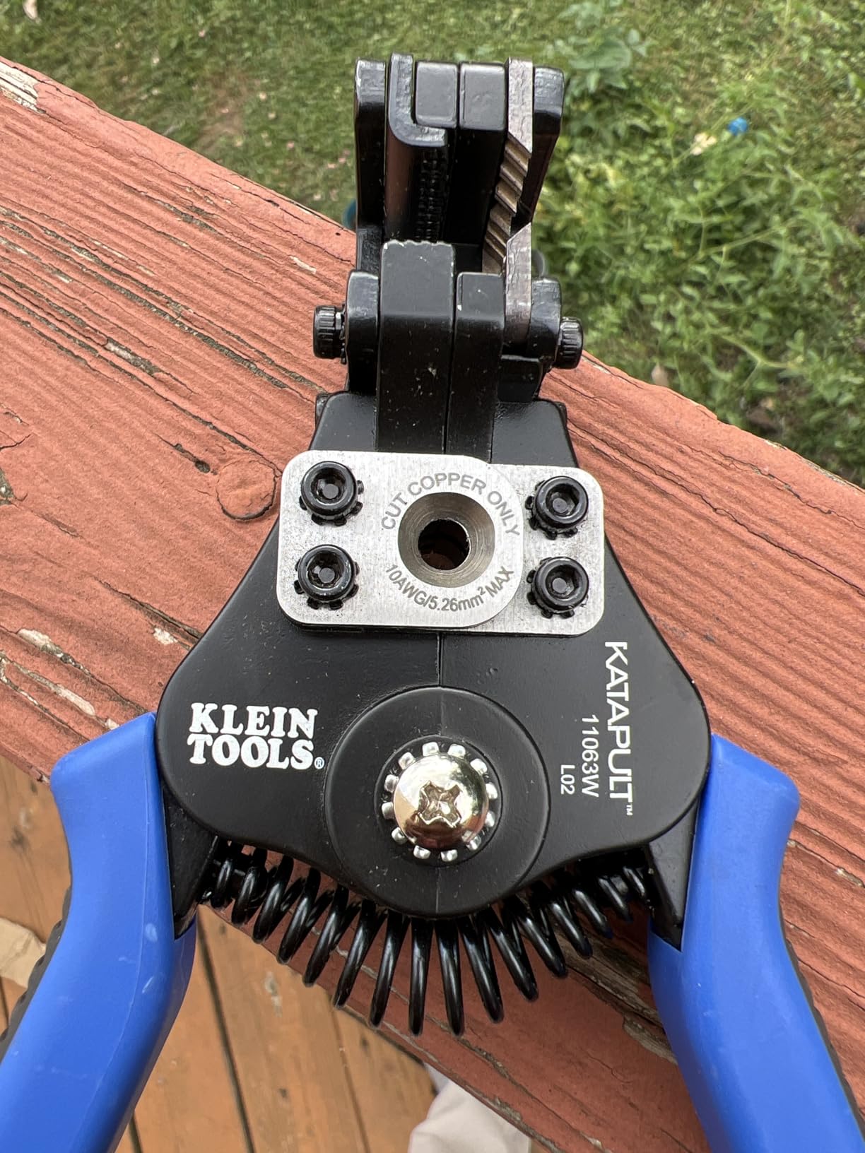 Klein Tools 11063W 7-Inch Heavy-Duty Automatic Wire Cutter/Stripper customer photo 2