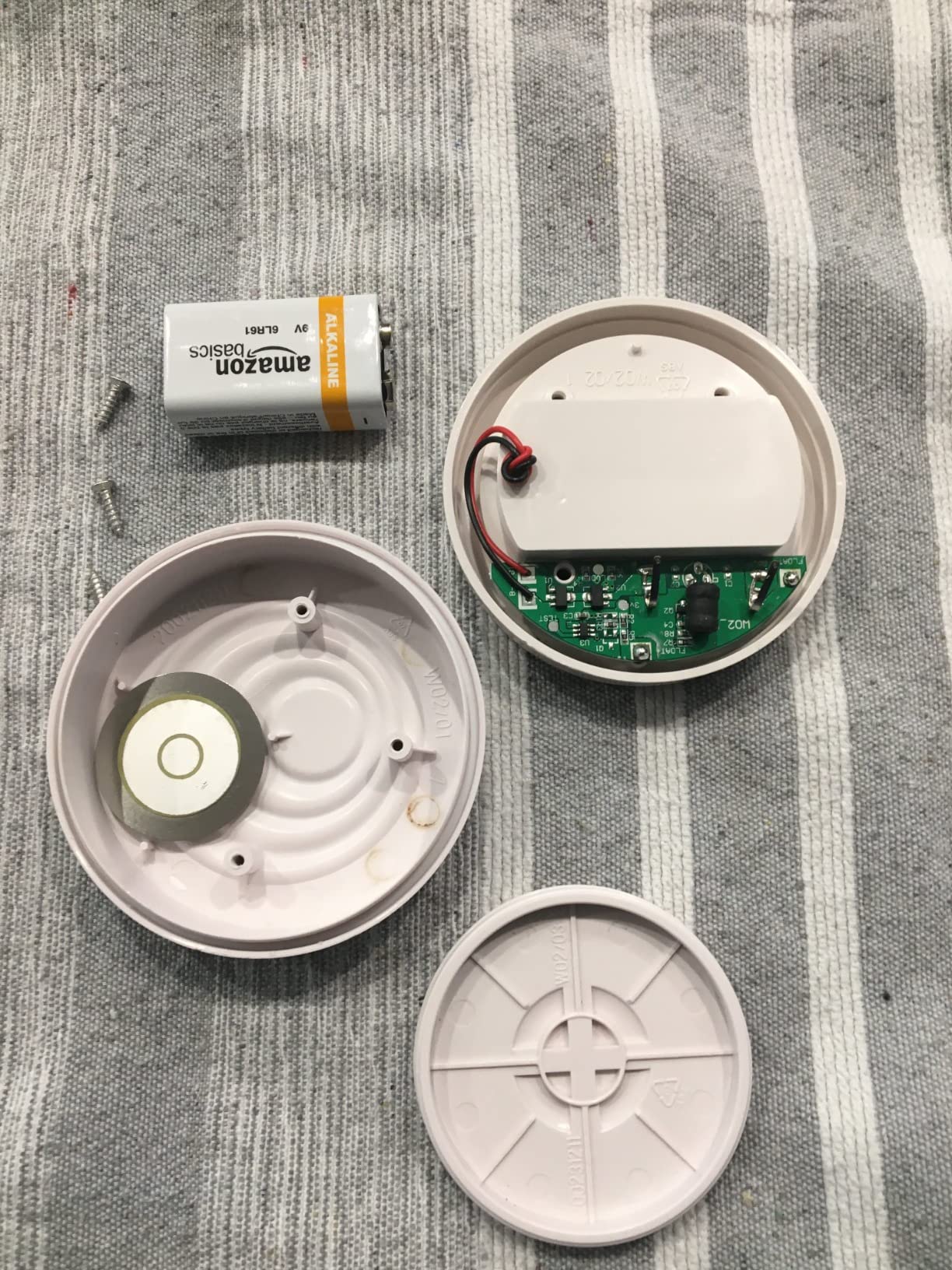 Resideo RWD21 Reusable Water Leak Alarm,White customer photo 1