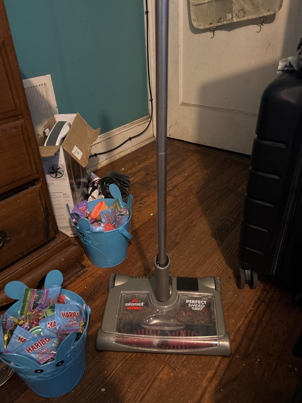 Bissell 28806 Perfect Sweep Turbo, Grey customer photo 1