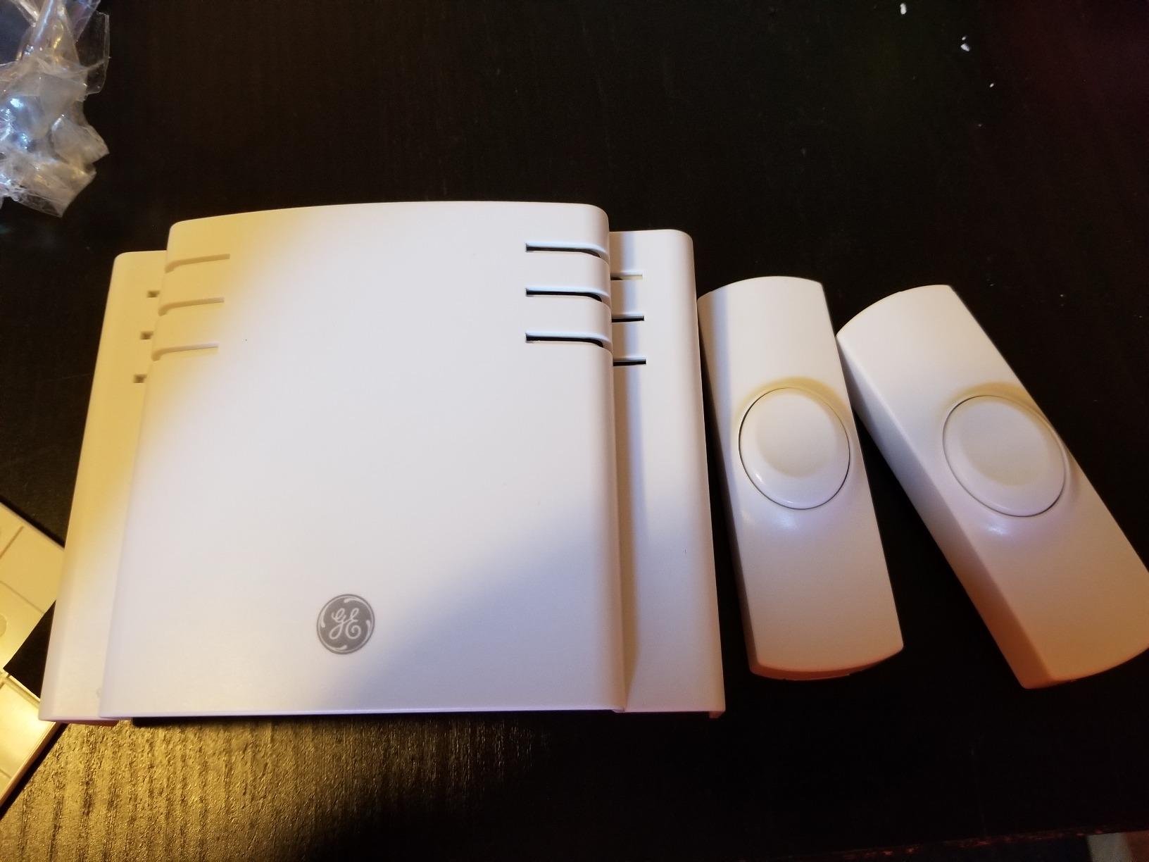 GE Wireless Doorbell Kit, Battery-Operated Receiver, 2 Push Buttons customer photo 1