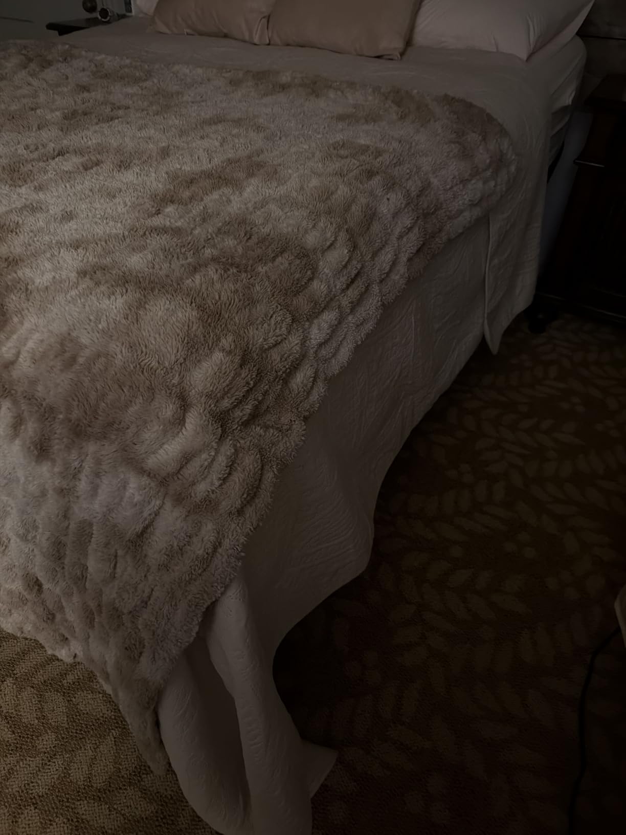 Chezmoi Collection Austin 3-piece Oversized Bedspread Coverlet Set (Queen, Sage) customer photo 1