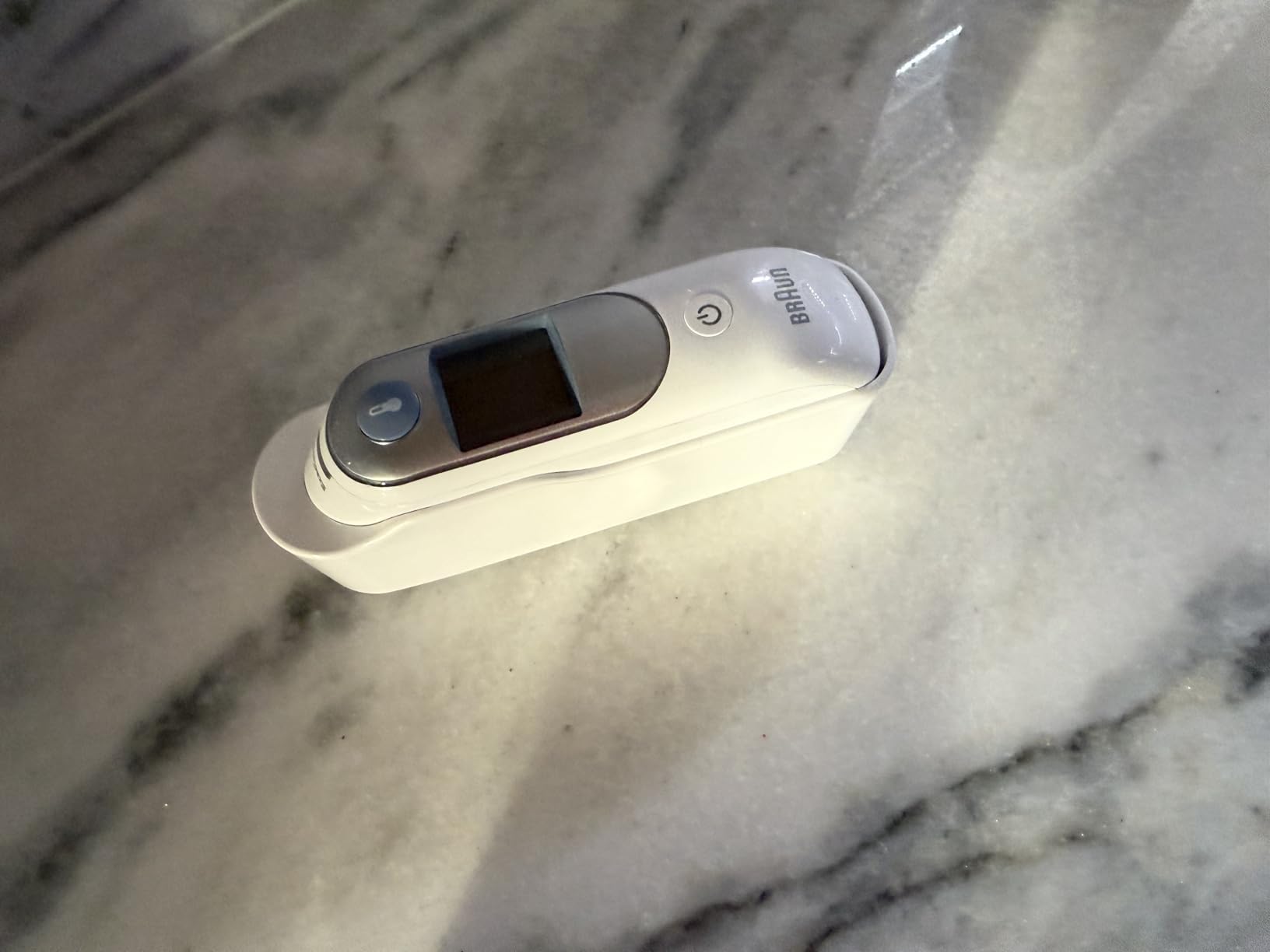 Braun ThermoScan 5 Digital Display Ear Thermometer customer photo 1