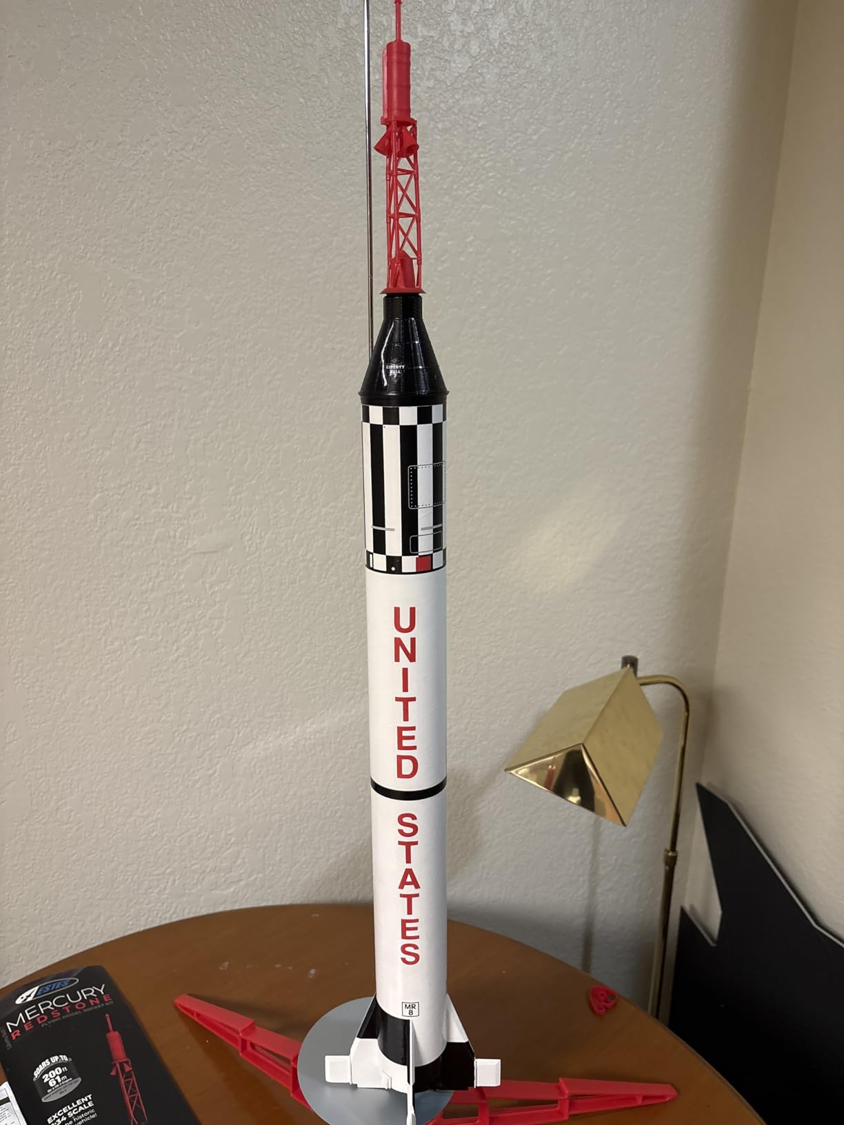 Estes 1921 Mercury Redstone Rocket-Building Kit, Advanced Flying-Rocket-Model Kit for Ages 10+ customer photo 2