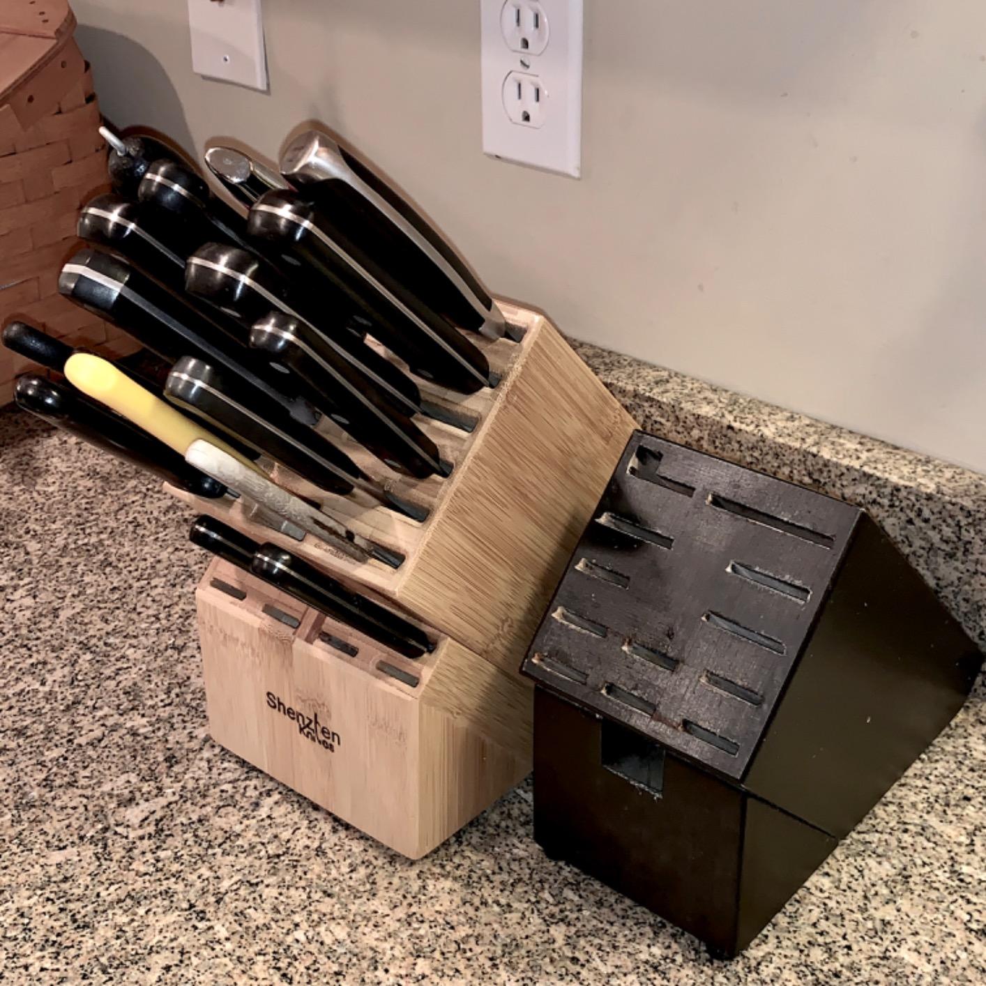 Shenzhen Knives 20 Slot Bamboo Countertop Knife Block – Large, 8x5.25x11 customer photo 1
