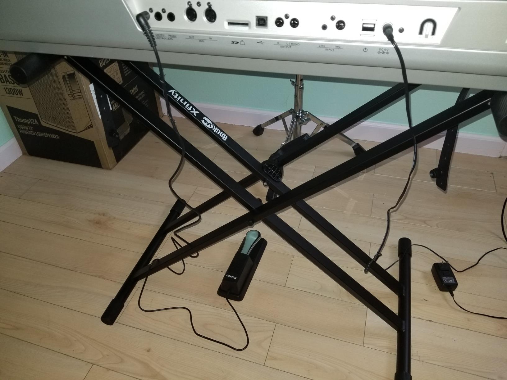 RockJam Xfinity Double X Keyboard Stand, Pre-Assembled & Adjustable customer photo 1