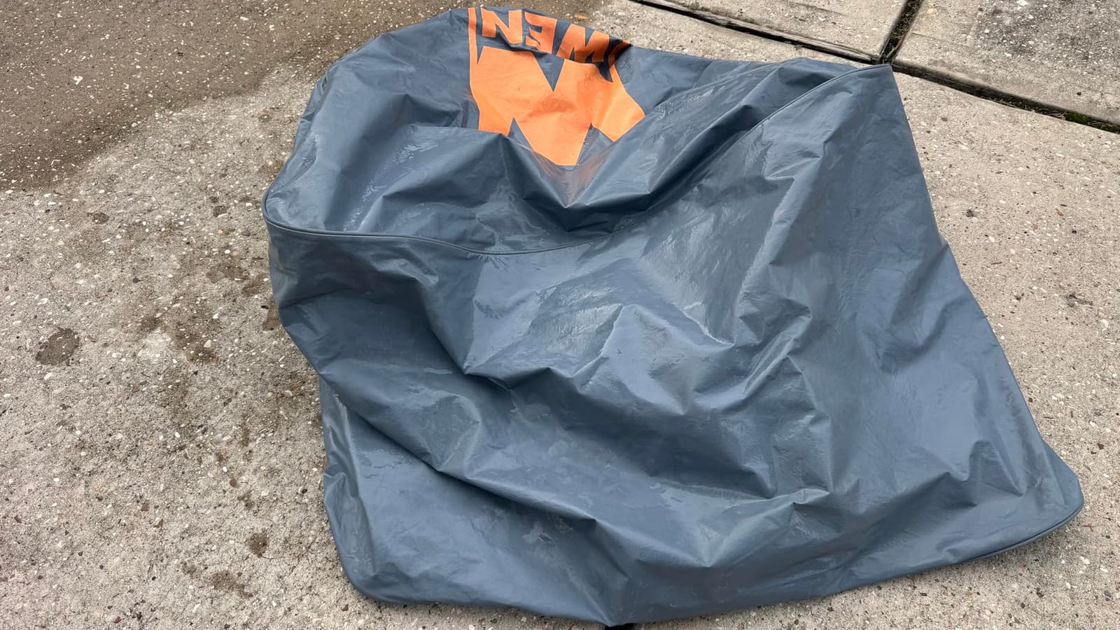 WEN 56413 Universal Weatherproof Generator Cover, Extra Large customer photo 1