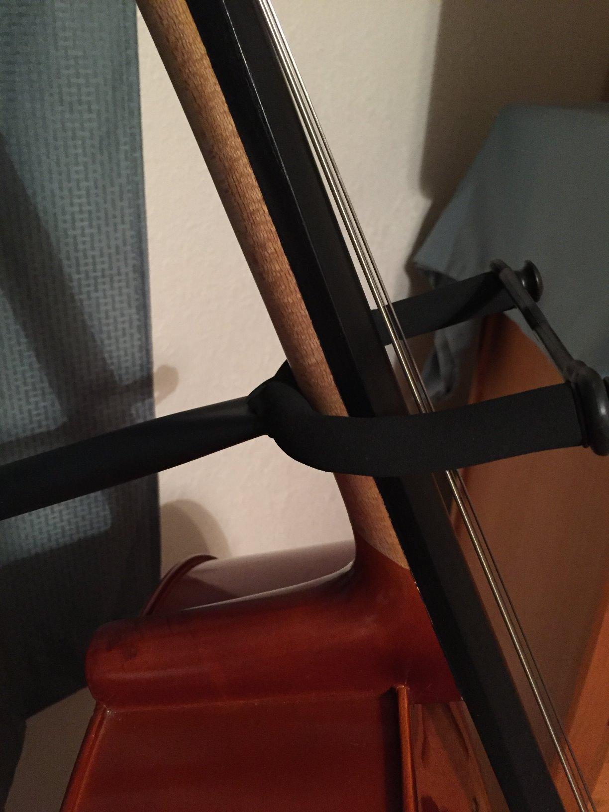 PAITITI Adjustable Foldable Stand for Cello with Hook for Bow - Black customer photo 2