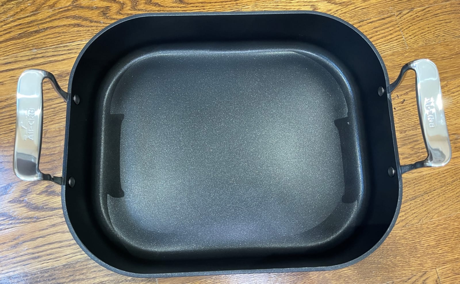 All-Clad HA1 Hard Anodized Nonstick Roaster and Nonstick Rack 13x16 Inch Oven Broiler Safe 500F Roaster Pan, Pots and Pans, Cookware Black customer photo 2