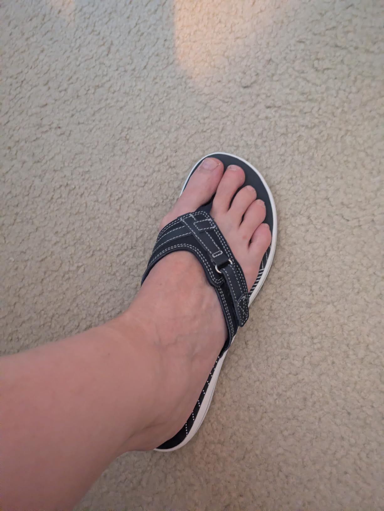 Clarks Women's Breeze Sea Flip-Flop customer photo 1