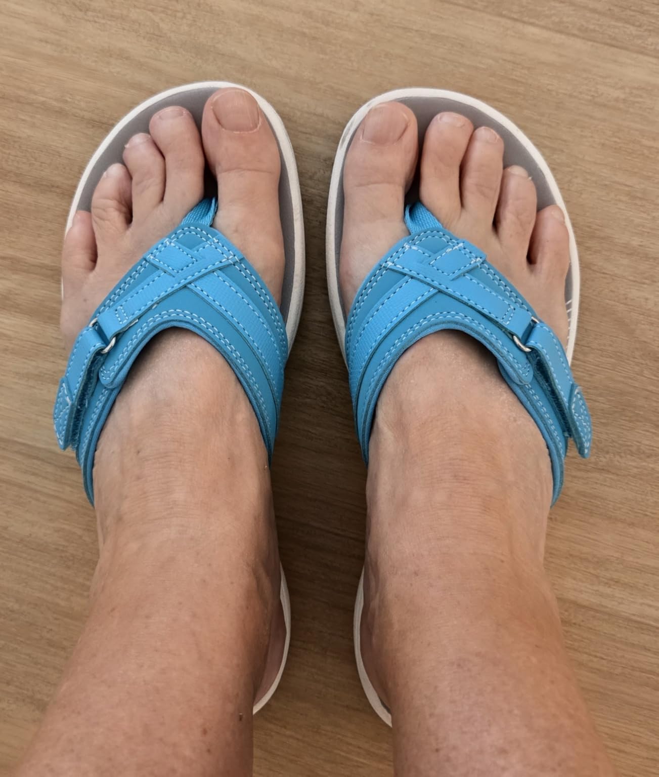 Clarks Women's Breeze Sea Flip-Flop customer photo 2