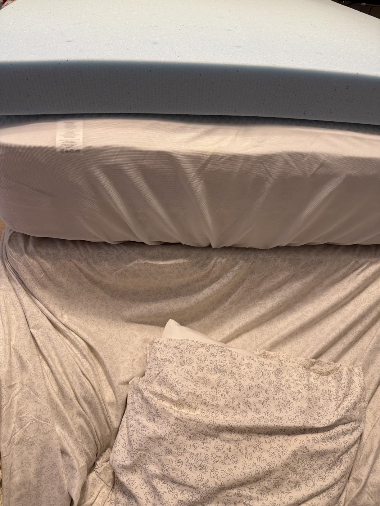 Lucid 3 Inch Memory Foam Mattress Topper, Twin XL Size – Cooling Gel Bed Topper – Preassure-Relieving Deep Plush Feel – Ventilated Breathable Design – CertiPur Certified - Dorm Room Essentials customer photo 2