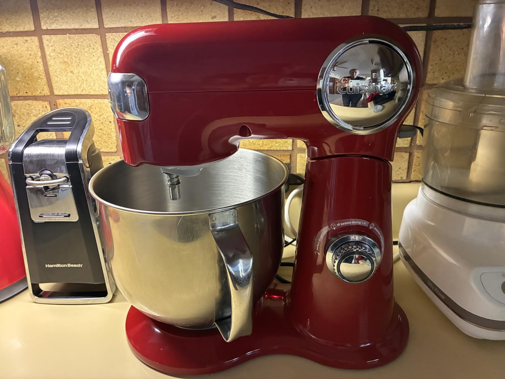 Cuisinart Stand Mixer, 12 Speed, 5.5 Quart Stainless Steel Bowl, Chef’s Whisk, Mixing Paddle, Dough Hook, Splash Guard w/ Pour Spout, Ruby Red, SM-50R, Manual customer photo 1