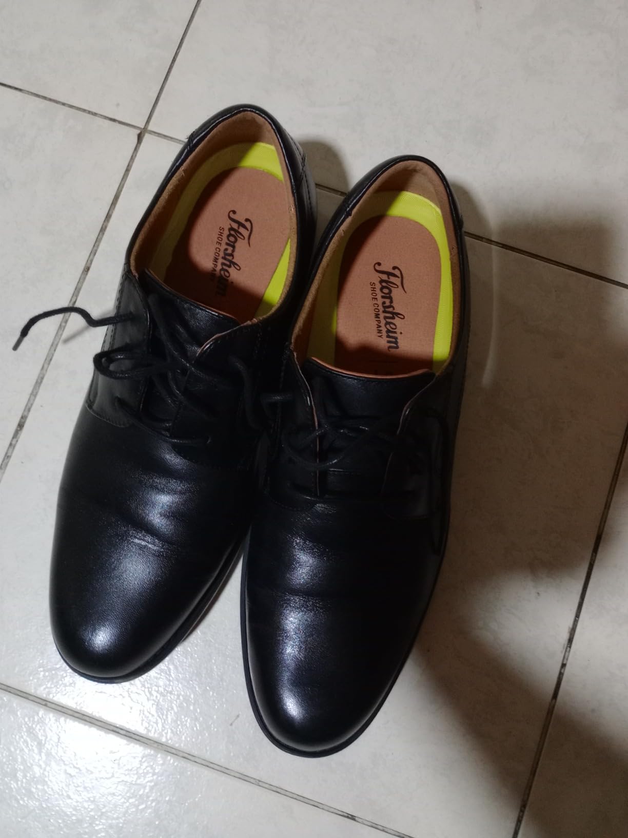 Florsheim Men's Medfield Plain Toe Oxford Dress Shoe customer photo 2