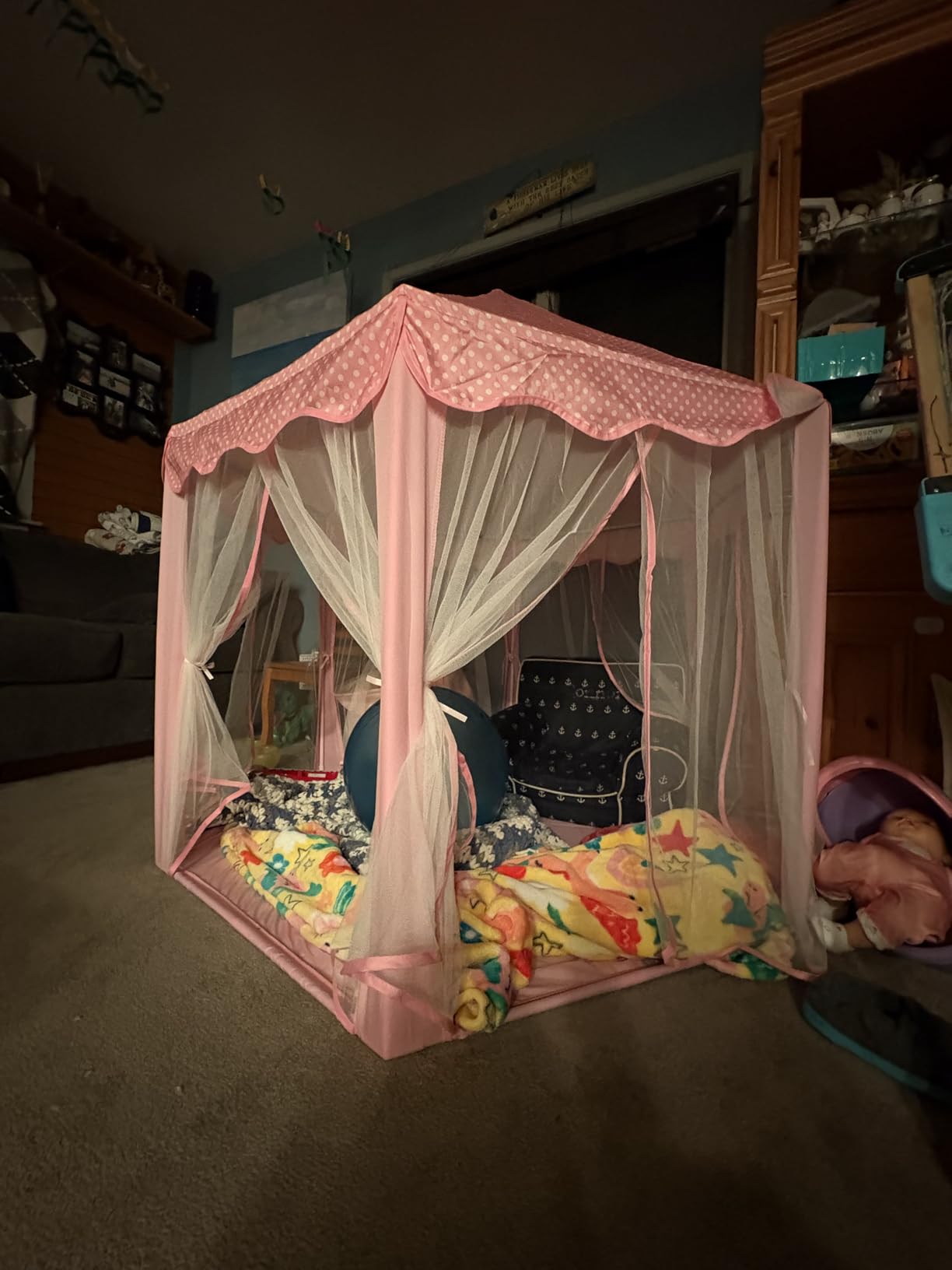 Monobeach Princess Tent Girls Large Playhouse Kids Castle Play Tent with Star Lights Toy for Children Indoor and Outdoor Games, 55'' x 53'' (DxH) customer photo 1