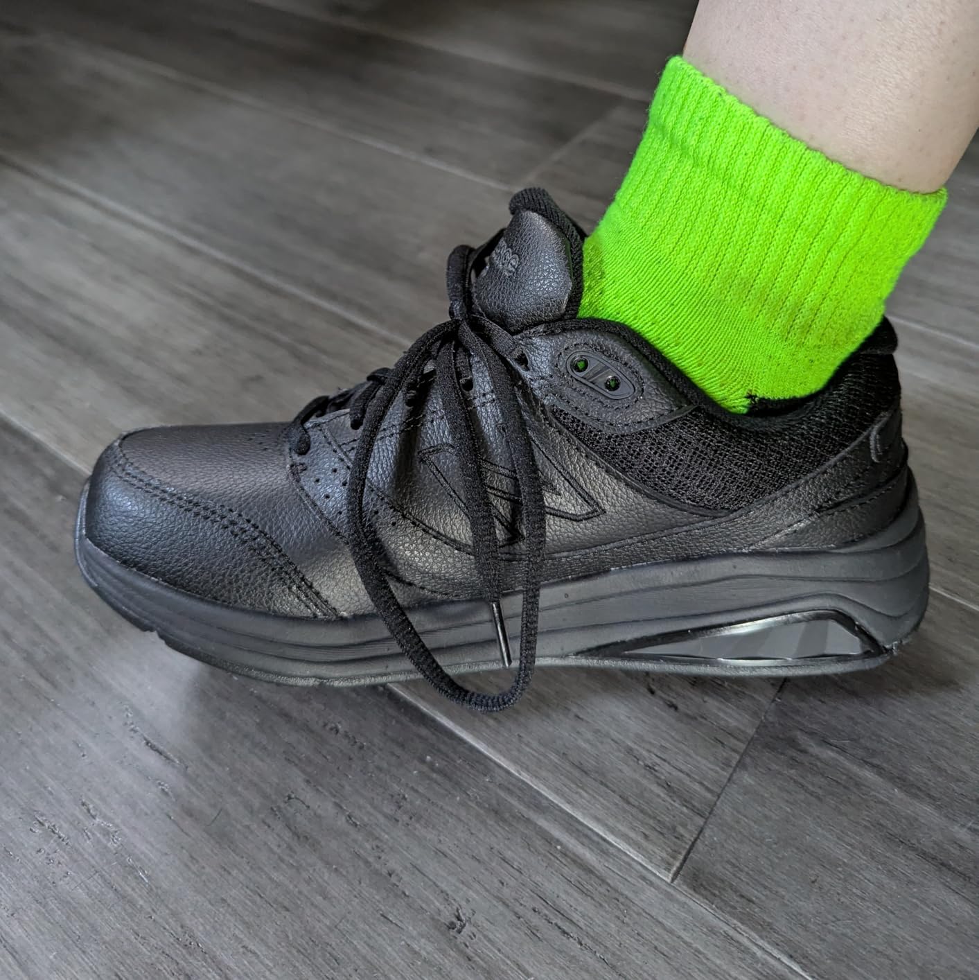 New Balance Women's 928 V3 Lace-up Shoes customer photo 1