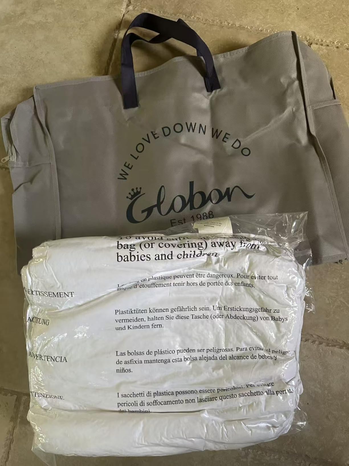 Globon Winter Goose Down Comforter Queen Size,800 Fill Power,White customer photo 1