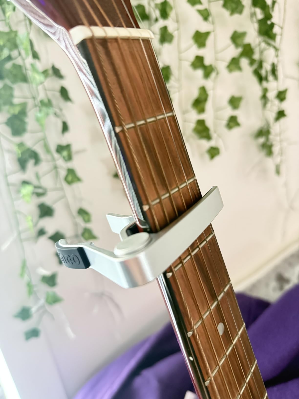 WINGO Guitar Capo for Acoustic Electric Guitars-Rosewood Color with 5 Picks customer photo 2