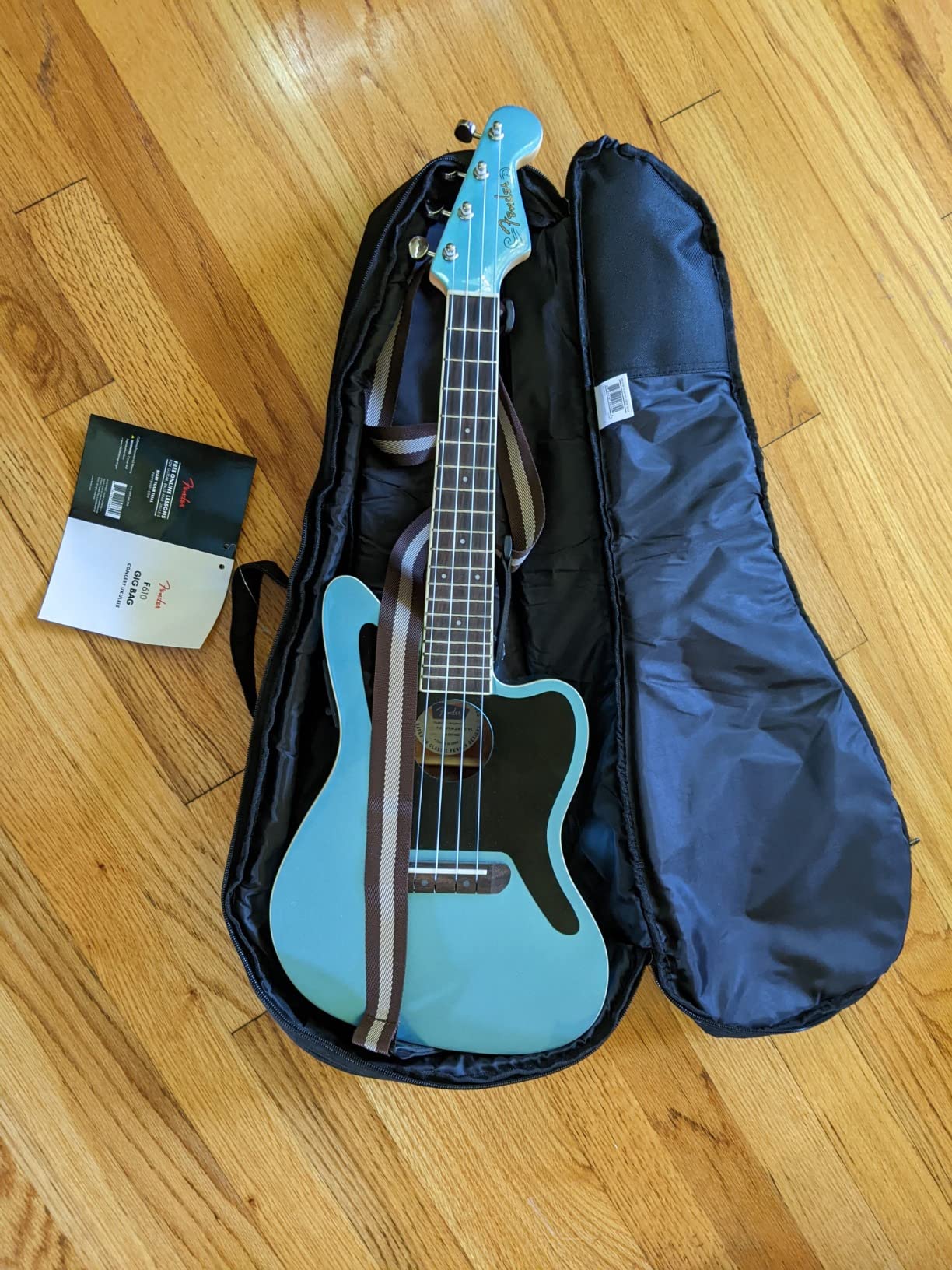 Fender FU610 Ukulele Gig Bag, Concert, Black customer photo 1