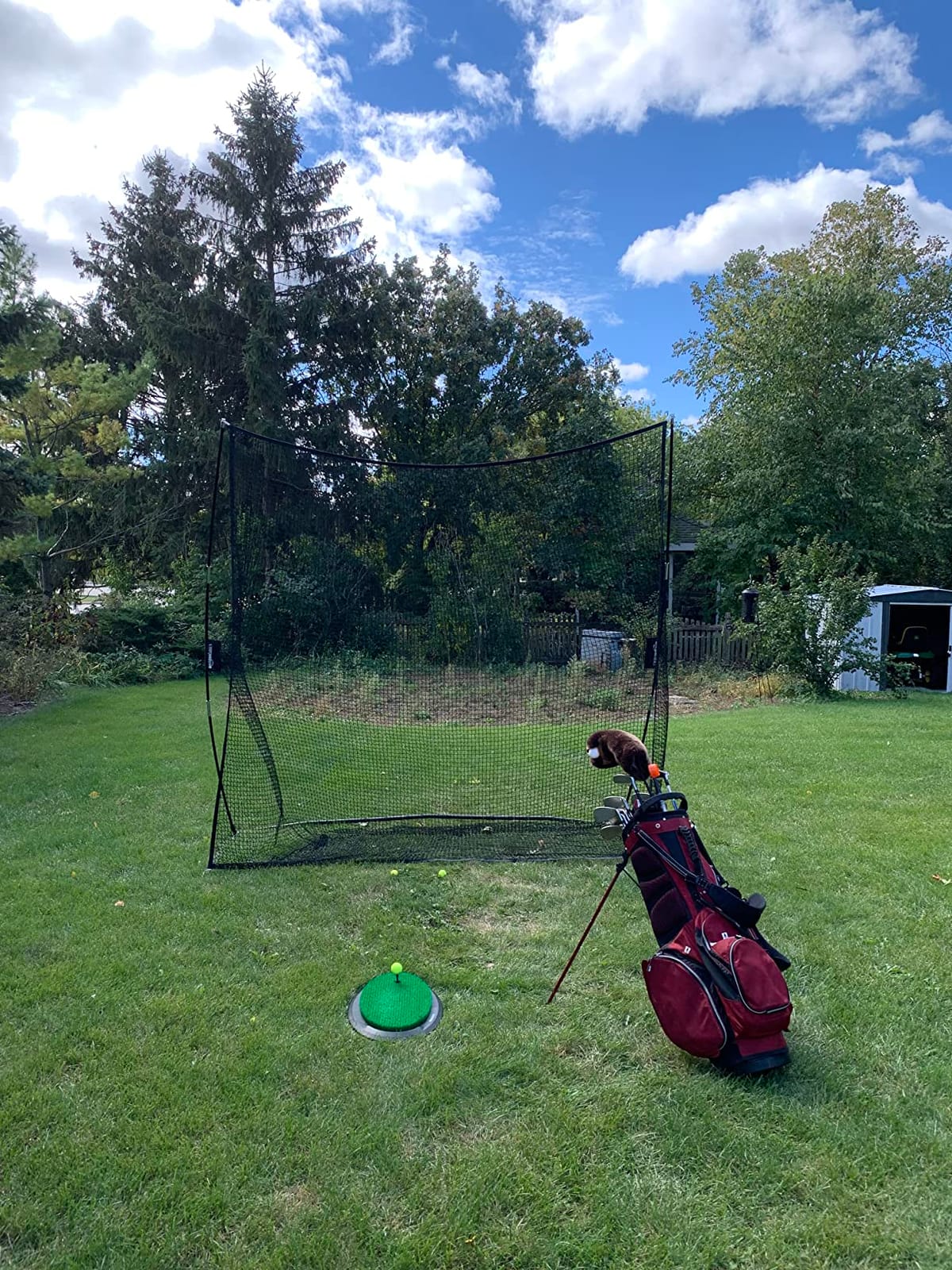Amazon Basics Portable Golf Net, Practice Hitting Net for Indoor/Outdoor, Quick Setup, Black customer photo 2