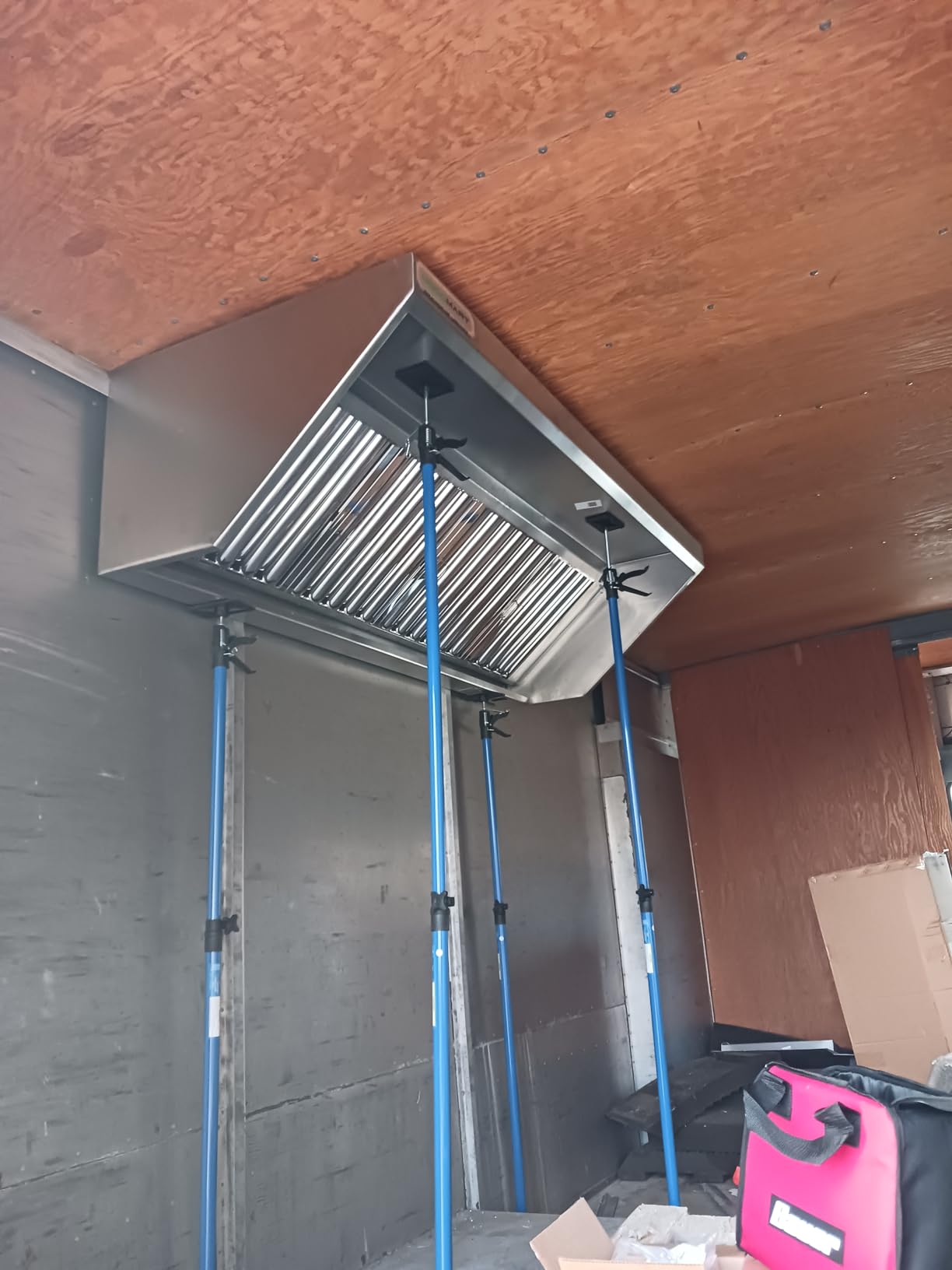 HOODMART 7' Concession Trailer Hood System for Food Truck | Commercial Range Hood with Direct Drive Exhaust Fan | Stainless Steel Kitchen Equipment with Install Kit Included customer photo 1