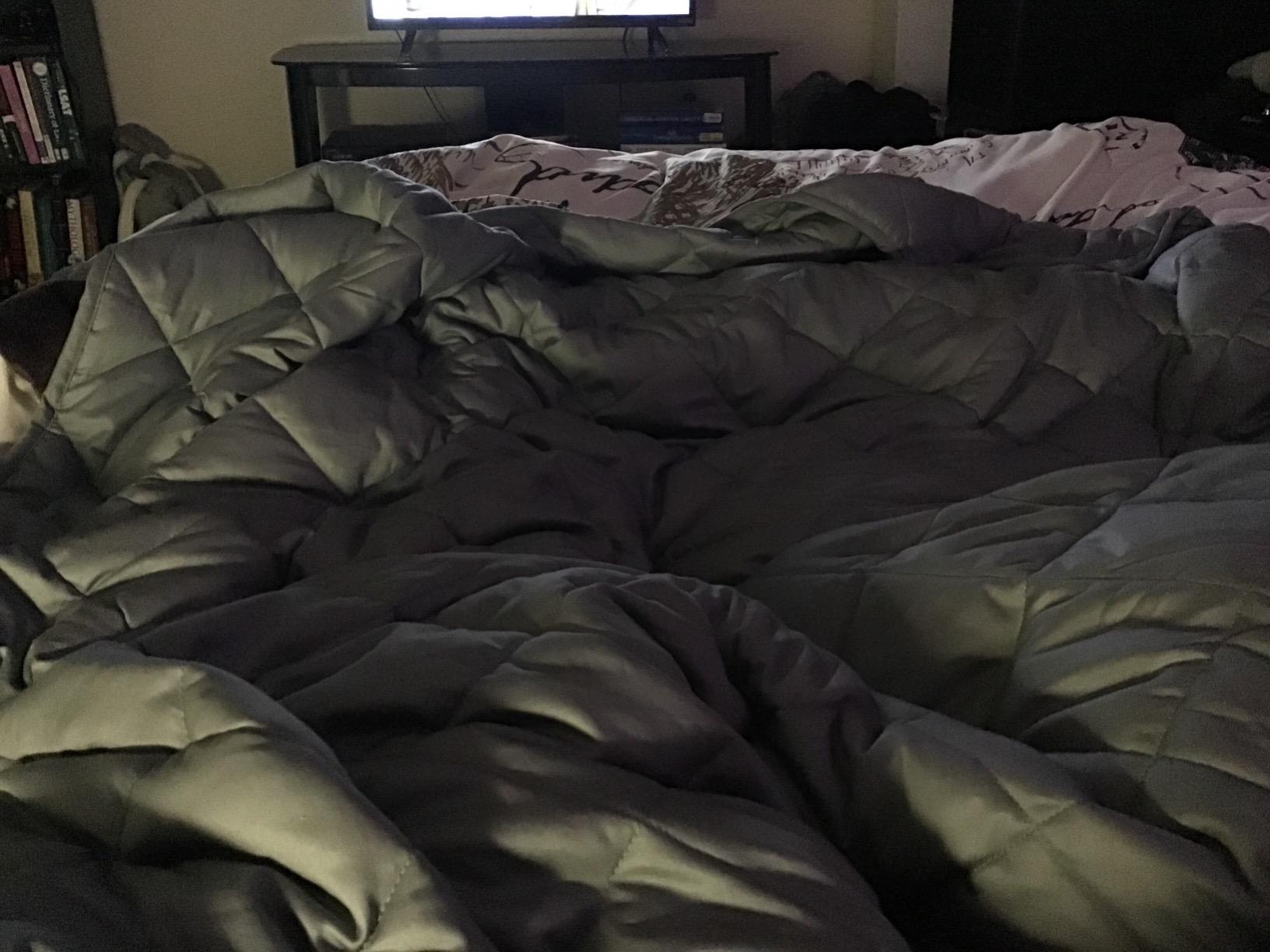 ZZZhen Weighted Blanket - High Breath - 60''80'' 20LBs - Quality Heavy Blankets - Sleeping for Adult, Durable Quilts Grey, 60''80'' 20LB customer photo 2