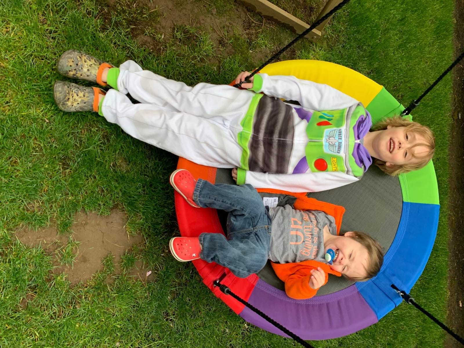 Sorbus Saucer Swing, Kids Tree Glider with Adjustable Ropes (24 Inch) customer photo 1