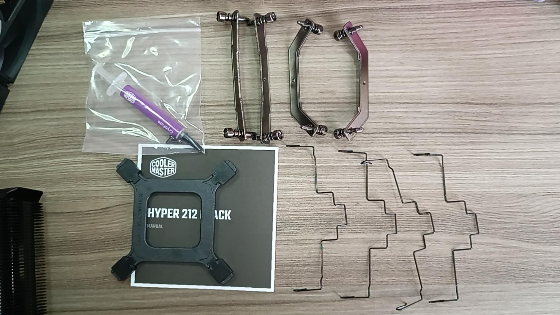 Cooler Master Hyper 212 Black CPU Air Cooler, 4 Heat Pipes, PWM Fan customer photo 1