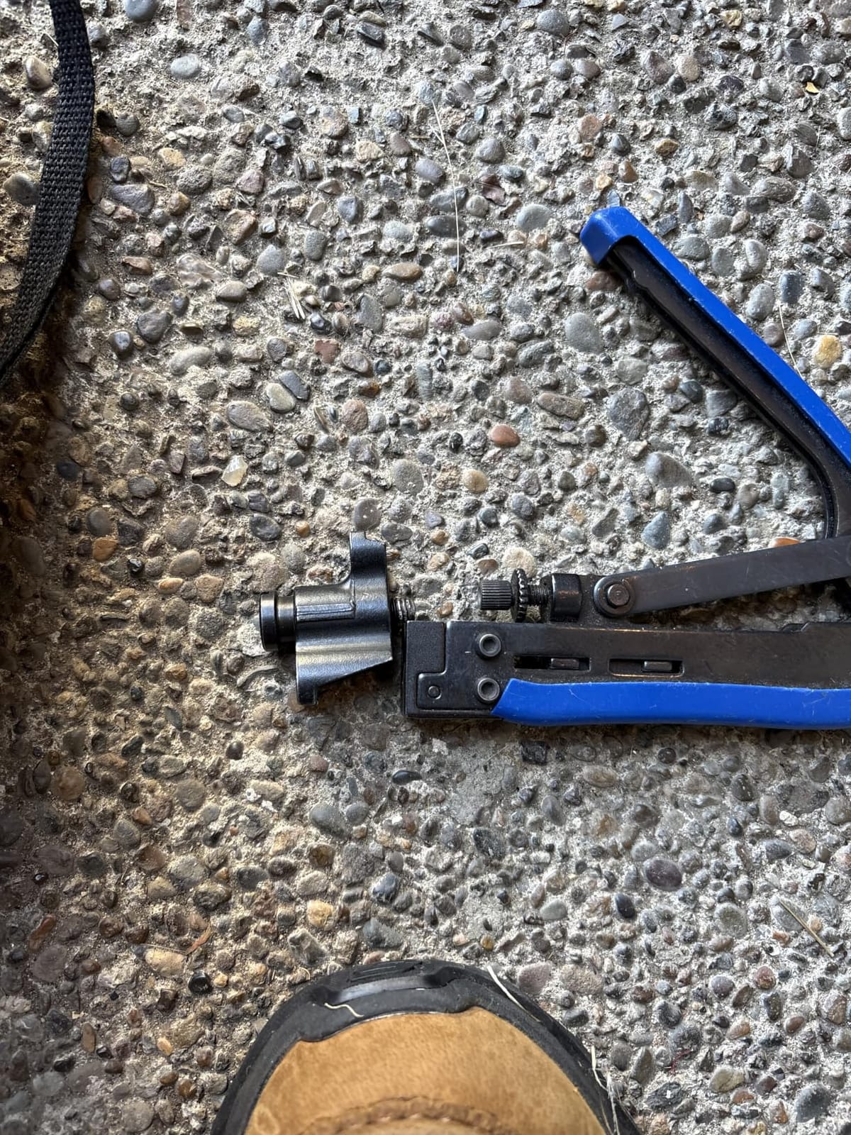 RG6 Compression Tool Coax Cable Crimper Kit RG6 RG11 RG59 F81 with 20PCS F Compression Connectors - BlueYellow customer photo 1