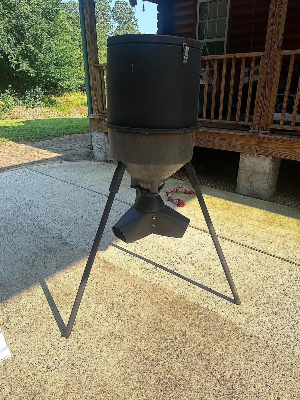 Moultrie Gravity Feeder Kit with Quick-Lock Adapter customer photo 1