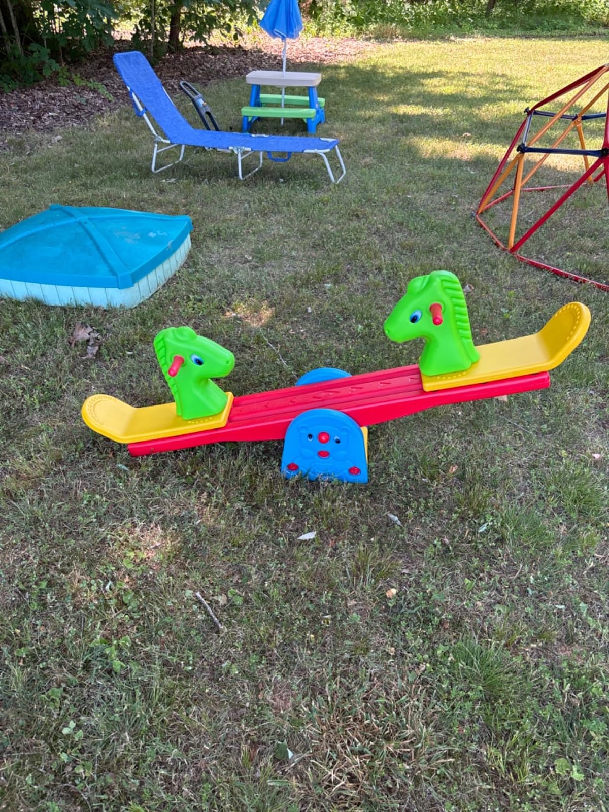 Hey Play Teeter Totter with Easy-Grip Handles, Multicolor, 57” x 12” x 21” customer photo 2