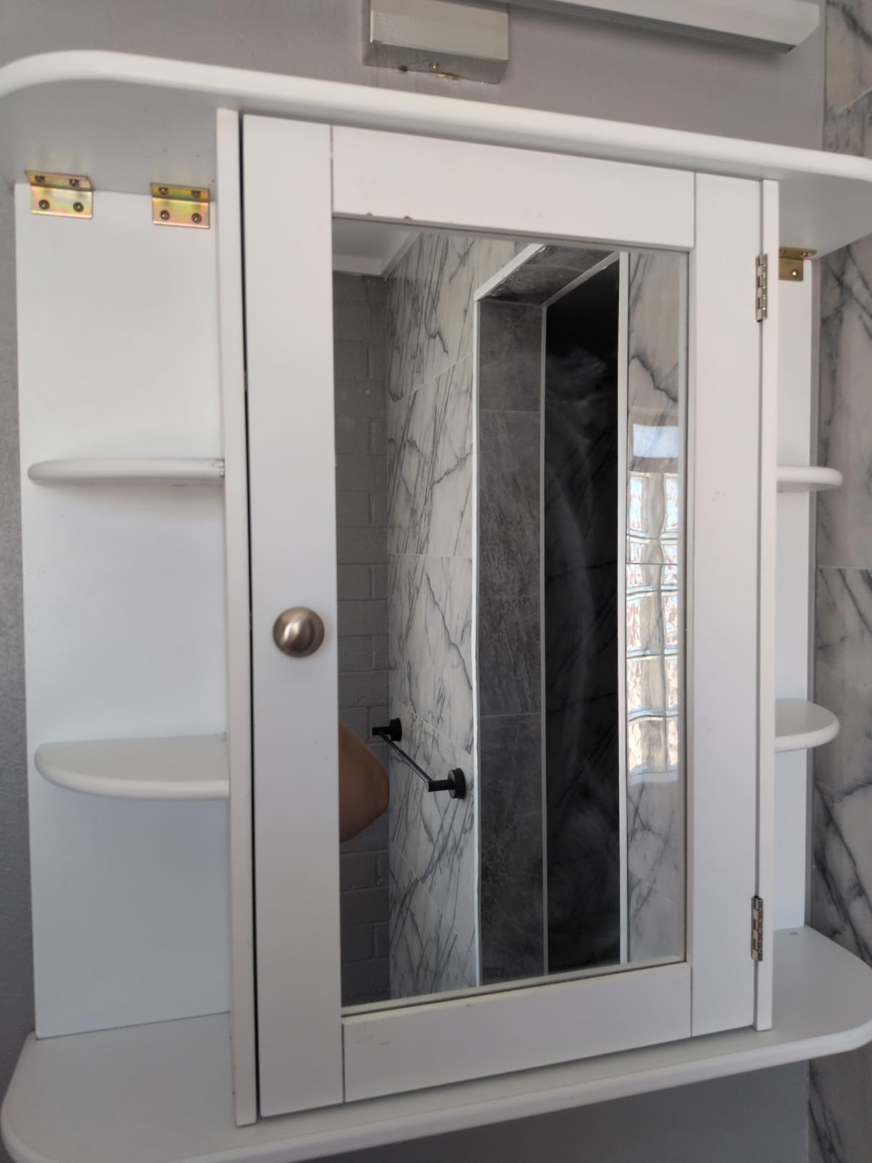 Tangkula Bathroom Medicine Cabinet with Mirror, Modern Wall Mounted Space-Saving Storage Organizer with Mirrored Door, 4 Internal Shelves & 6 Open Side Shelves, Bathroom Wall Cabinet (White) customer photo 2