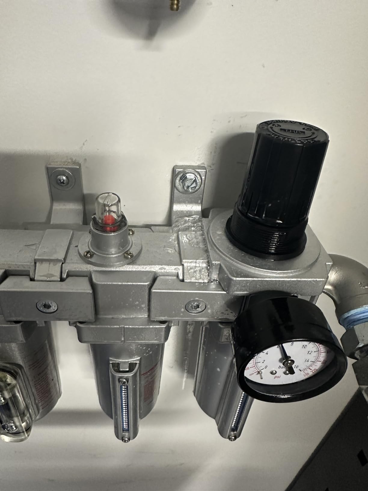 3 STAGE, HEAVY DUTY INDUSTRIAL GRADE FILTER REGULATOR COALESCING DESICCANT DRYER SYSTEM FOR COMPRESSED AIR LINES, METAL BOWLS, GREAT FOR PAINT SPRAY AND PLASMA CUTTER (3/4